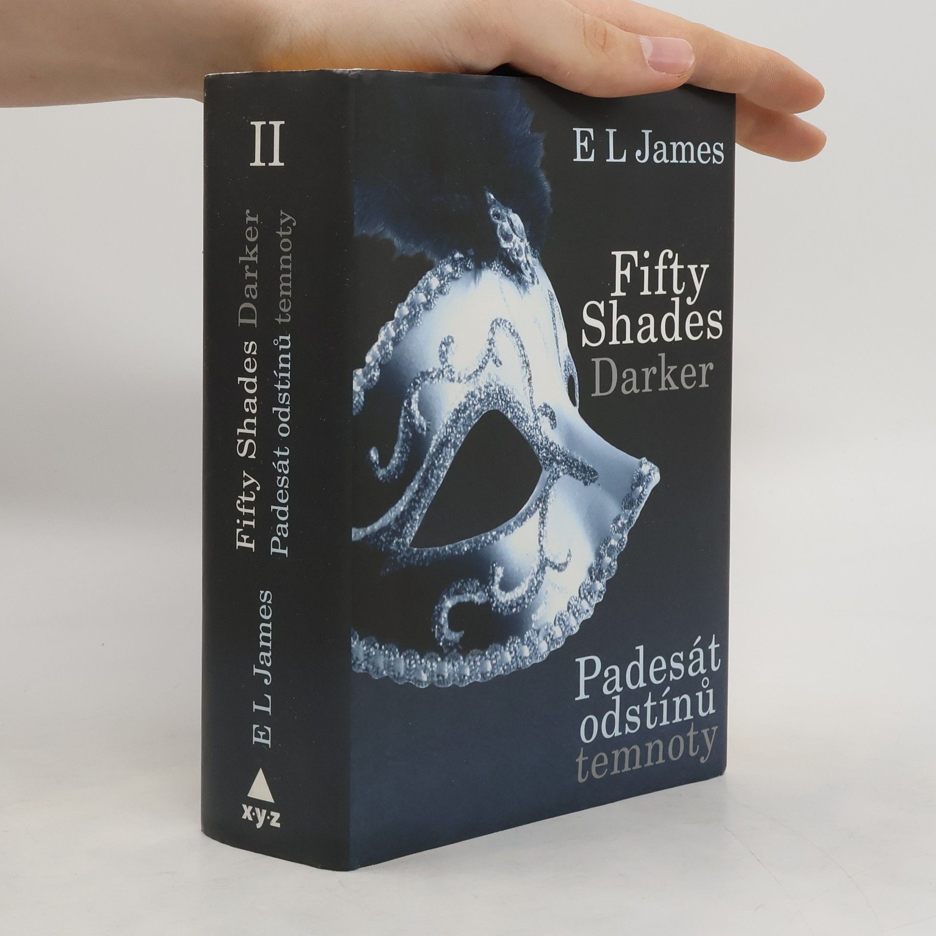 E L James Padesát odstínů temnoty
