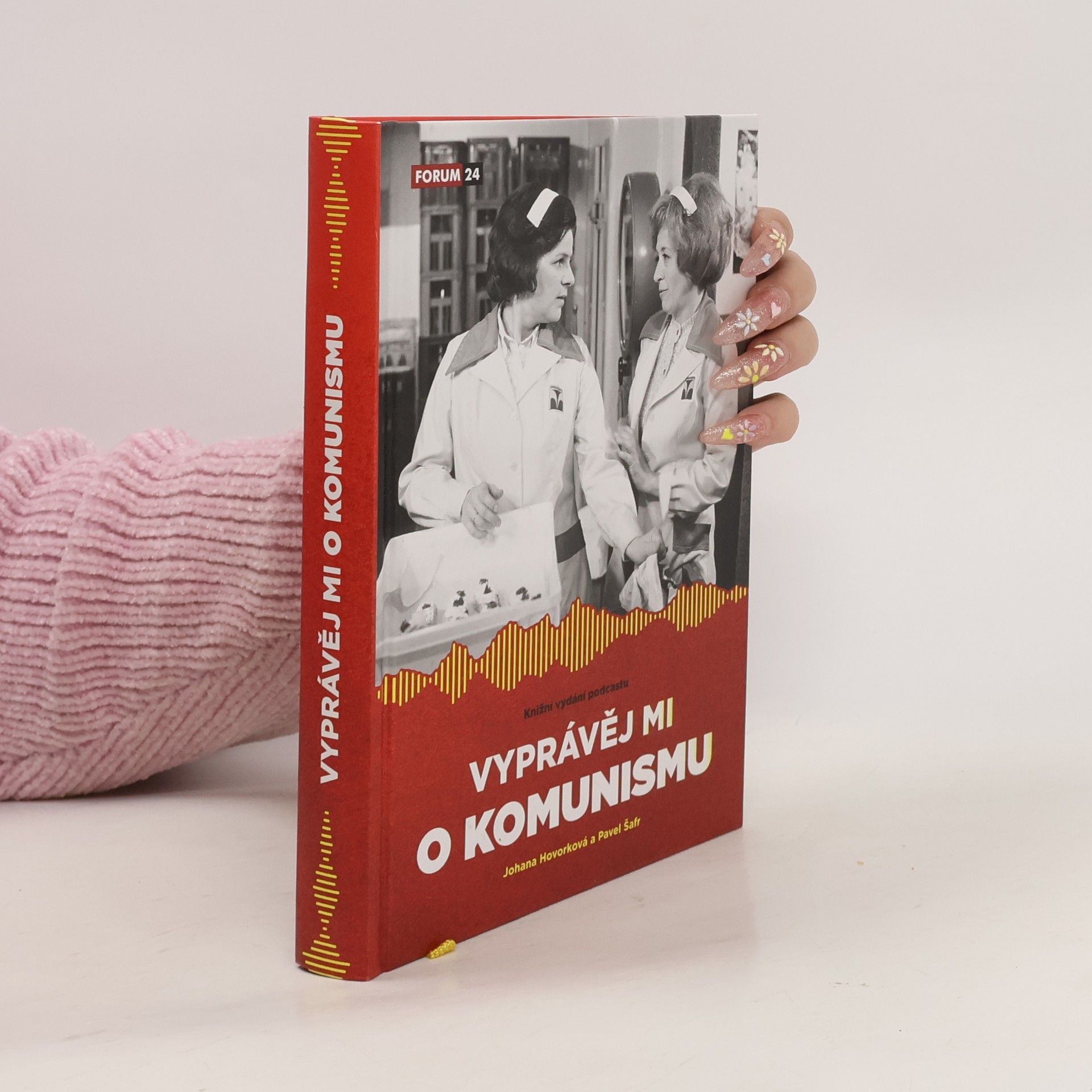 Pavel Šafr Vyprávěj mi o komunismu