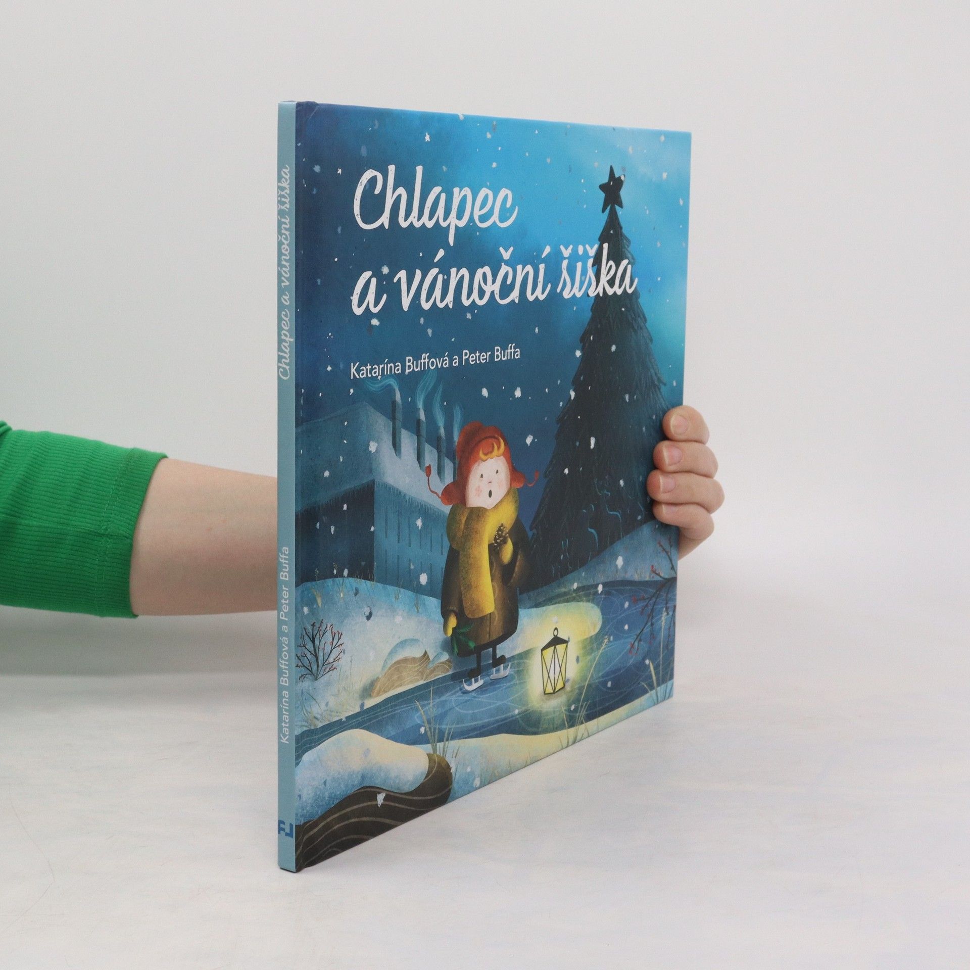 Katarína Buffová Chlapec a vánoční šiška
