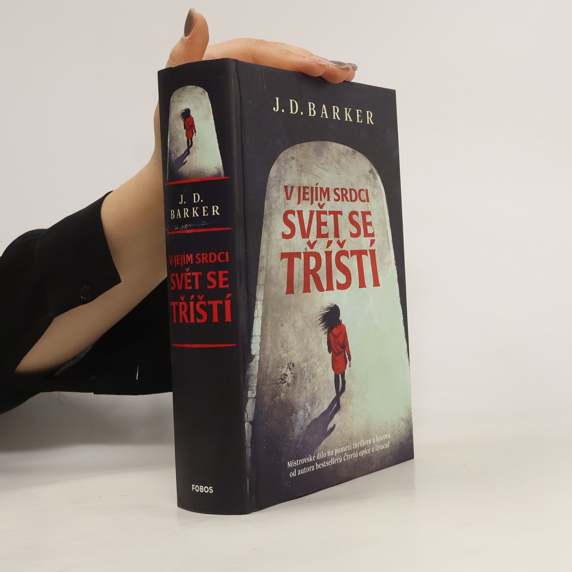 Jonathan Dylan Barker V jejím srdci svět se tříští