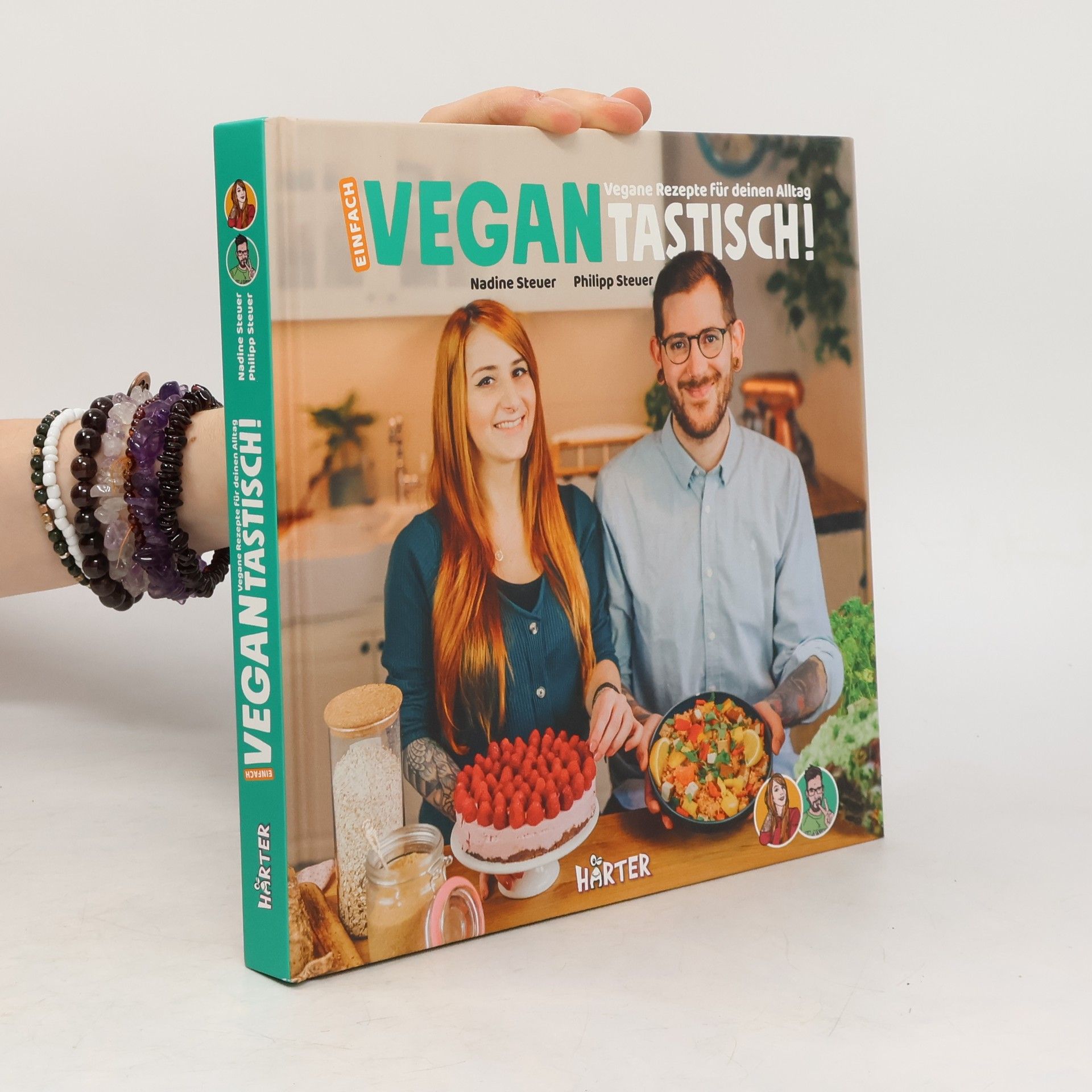 Nadine Steuer Einfach vegantastisch!. Vegane Rezepte für deinen Alltag.