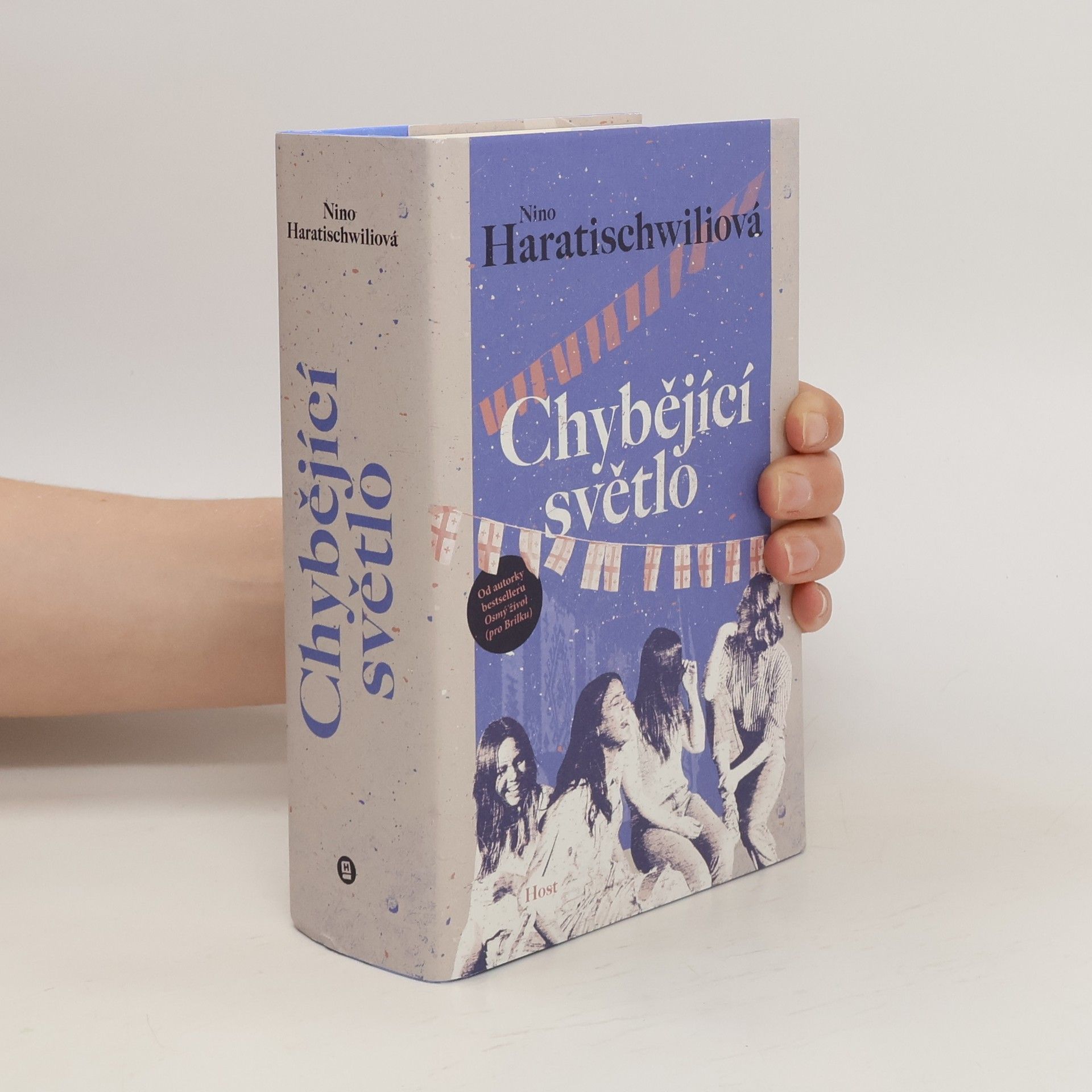 Nino Haratischwili Chybějící světlo