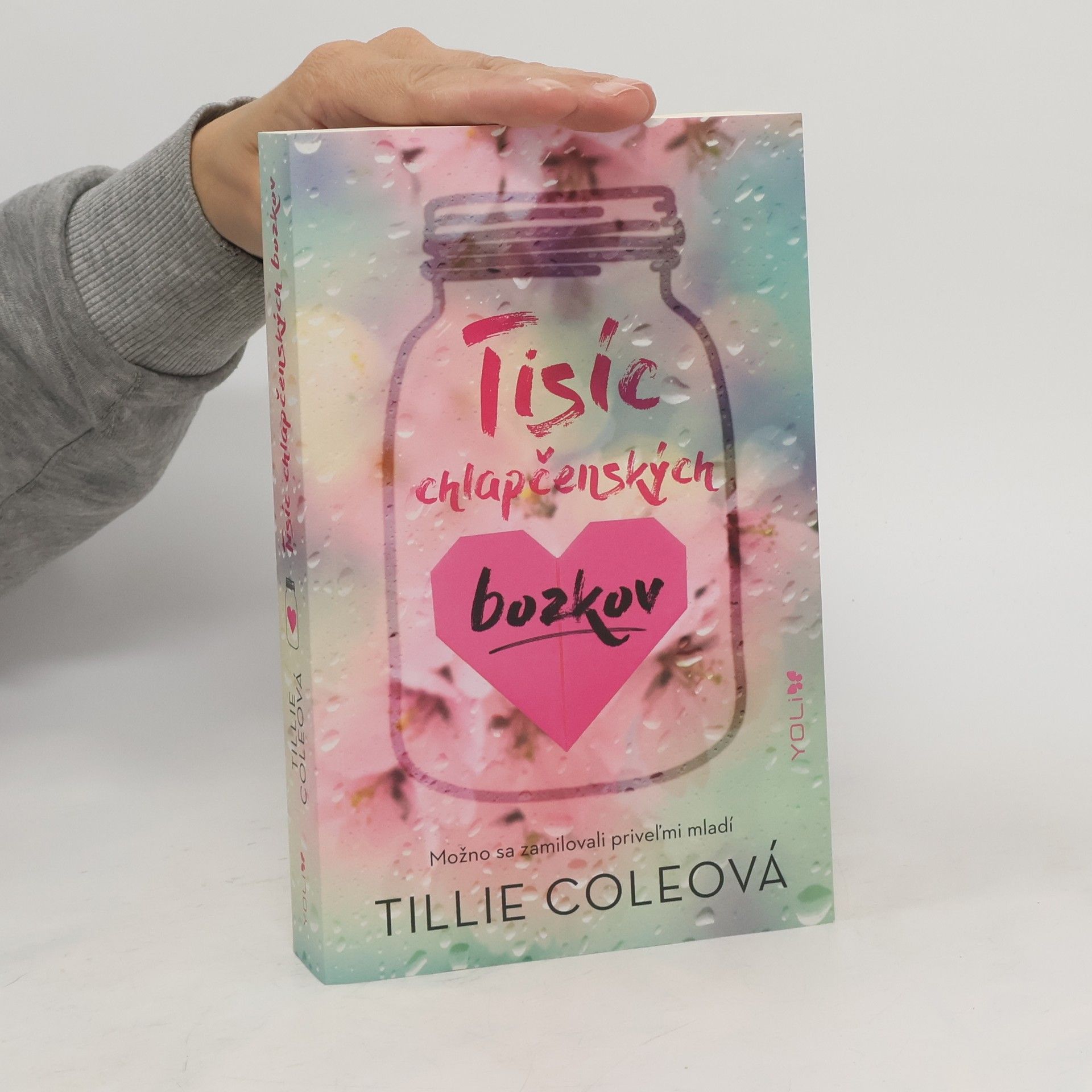 Tillie Cole Tisíc chlapčenských bozkov