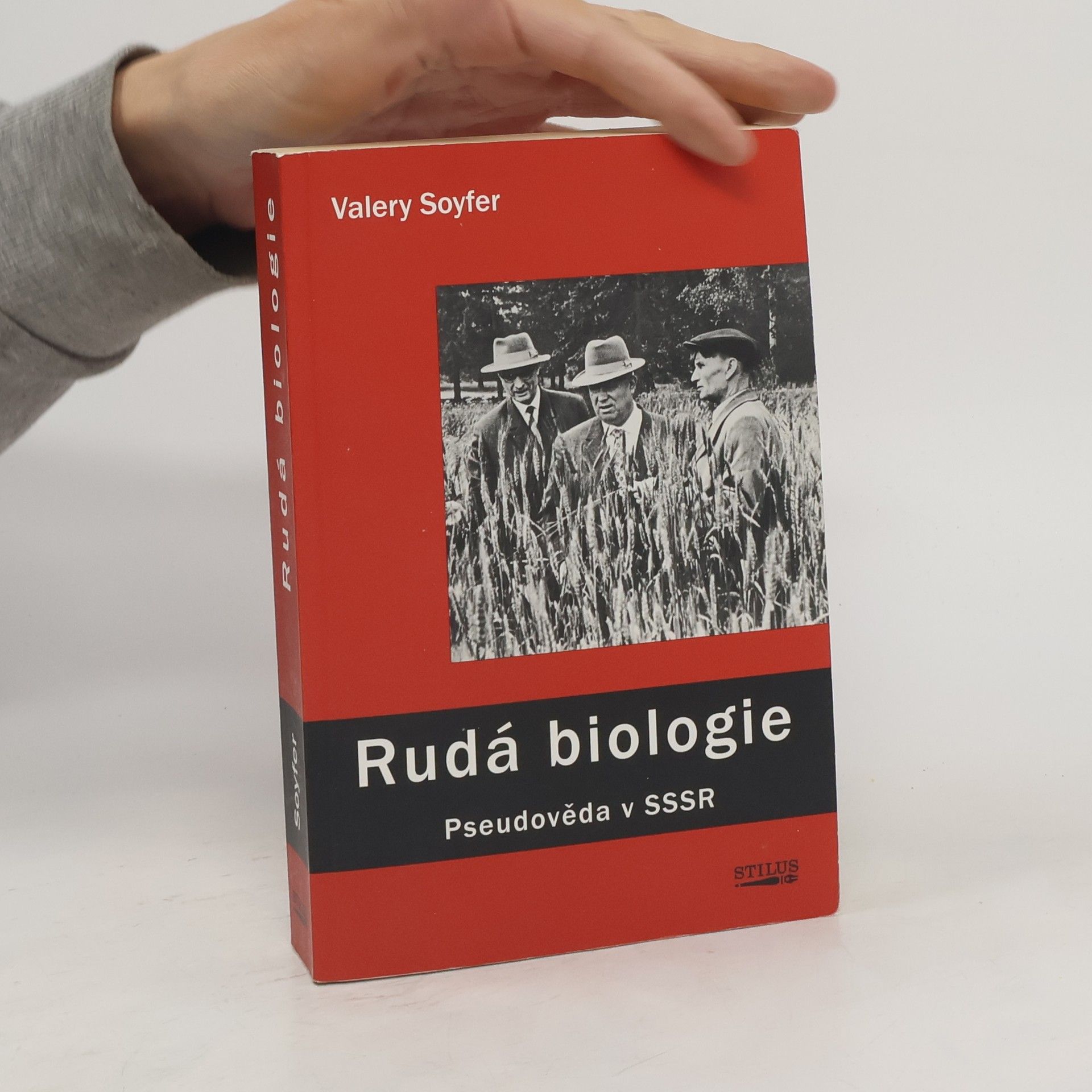 Valerij Nikolajevič Sojfer Rudá biologie : pseudověda v SSSR