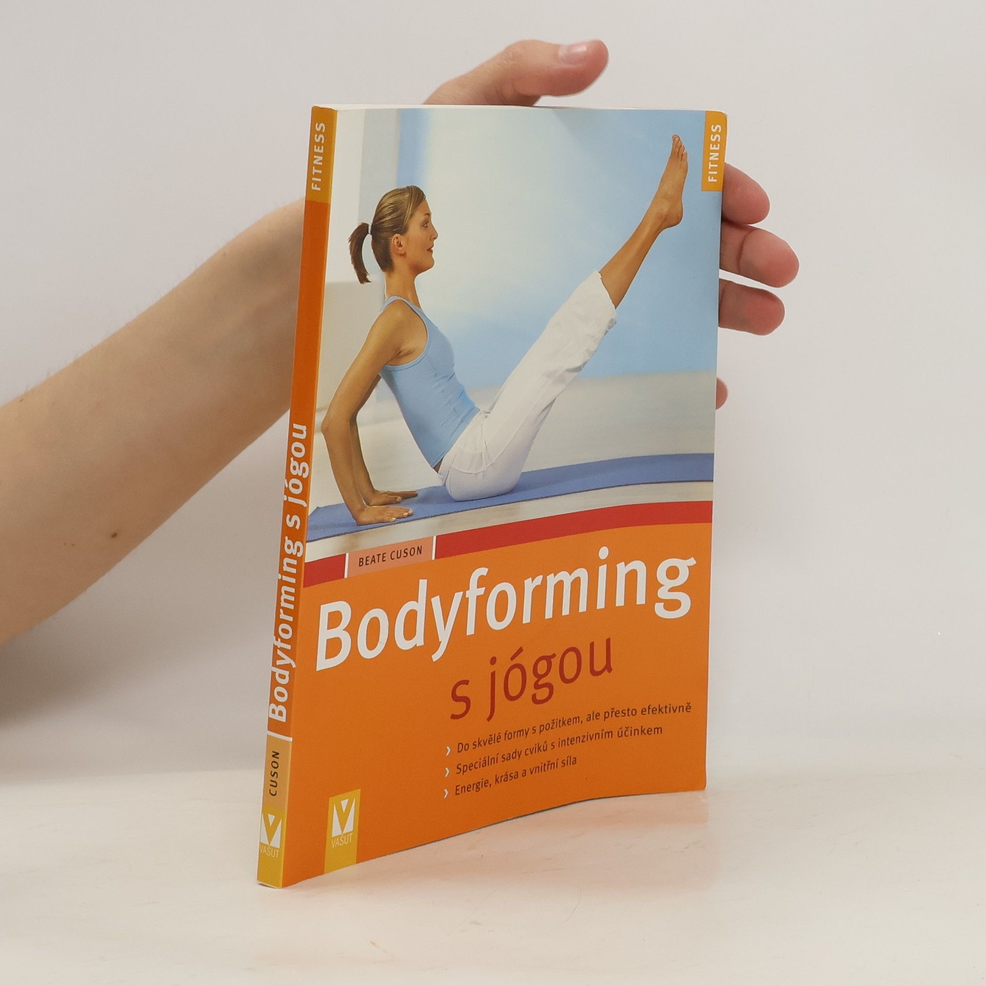 Beate Cuson Bodyforming s jógou