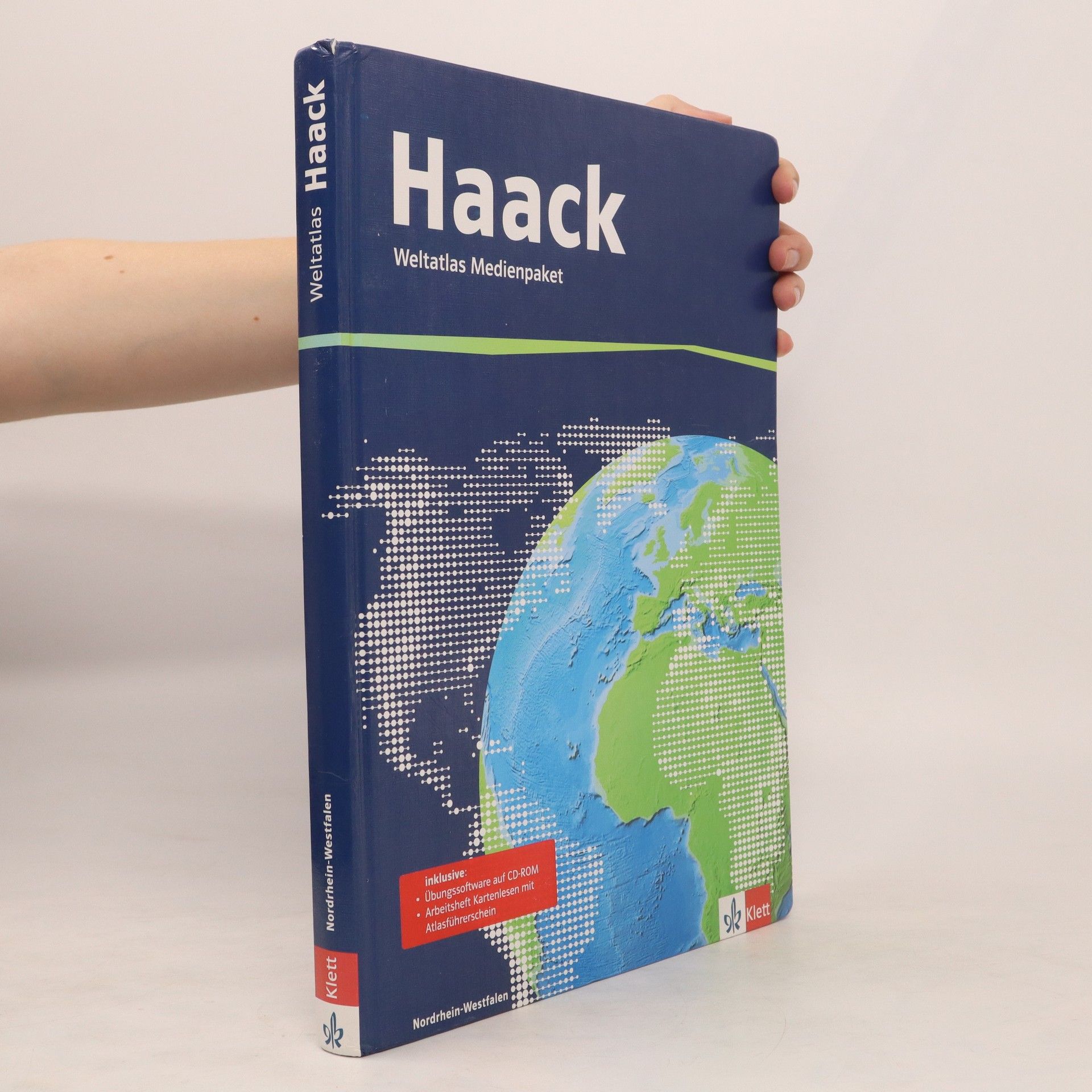 Collectif d'auteurs Weltatlas Medienpaket, Arbeitsheft Kartenlesen mit Atlasführerschein + CD-ROM