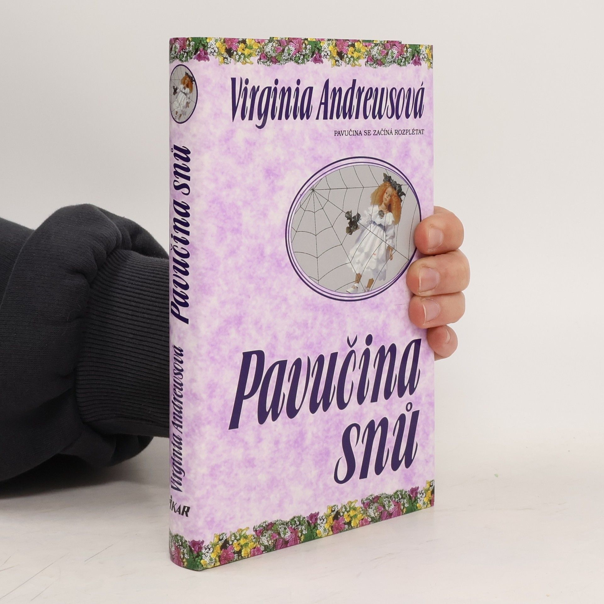 V. C. Andrews Pavučina snů