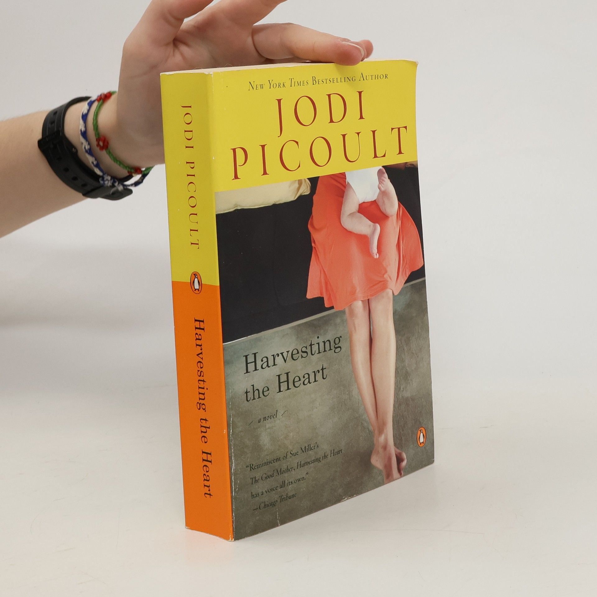 Jodi Picoult Harvesting the Heart