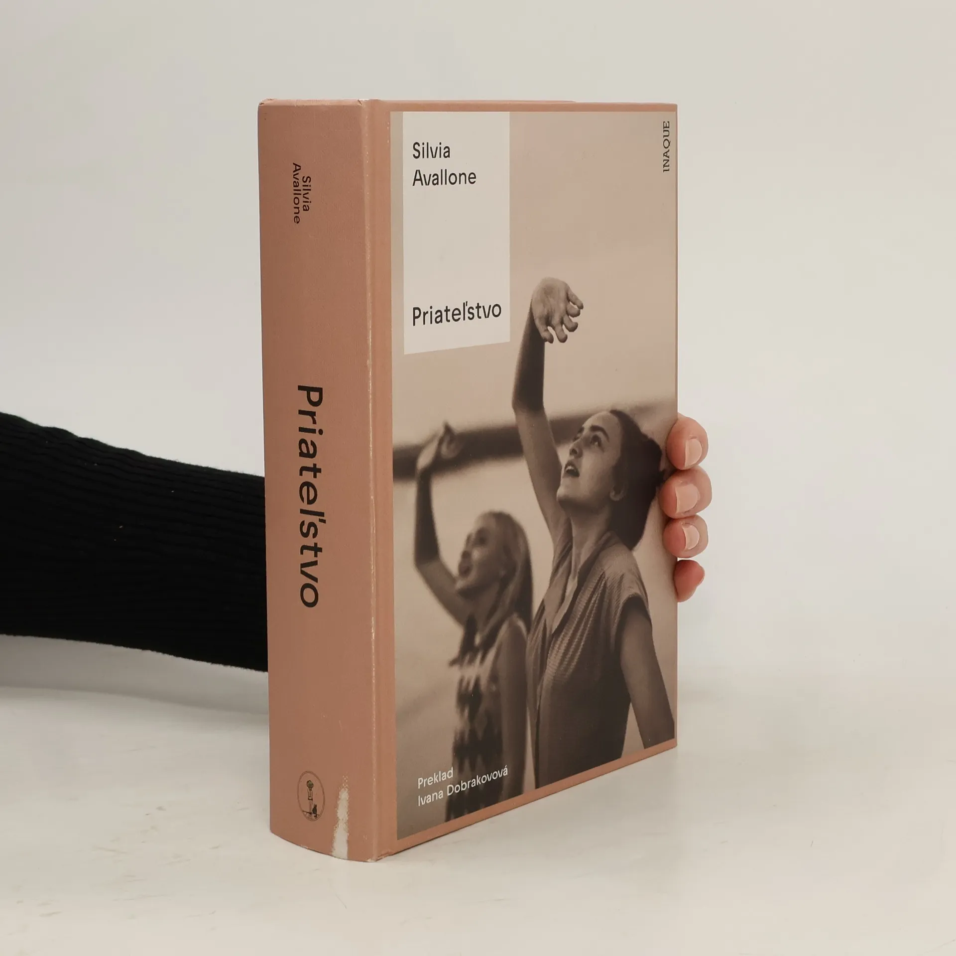 Priateľstvo | Libro | Copertina rigida | Silvia Avallone | SK