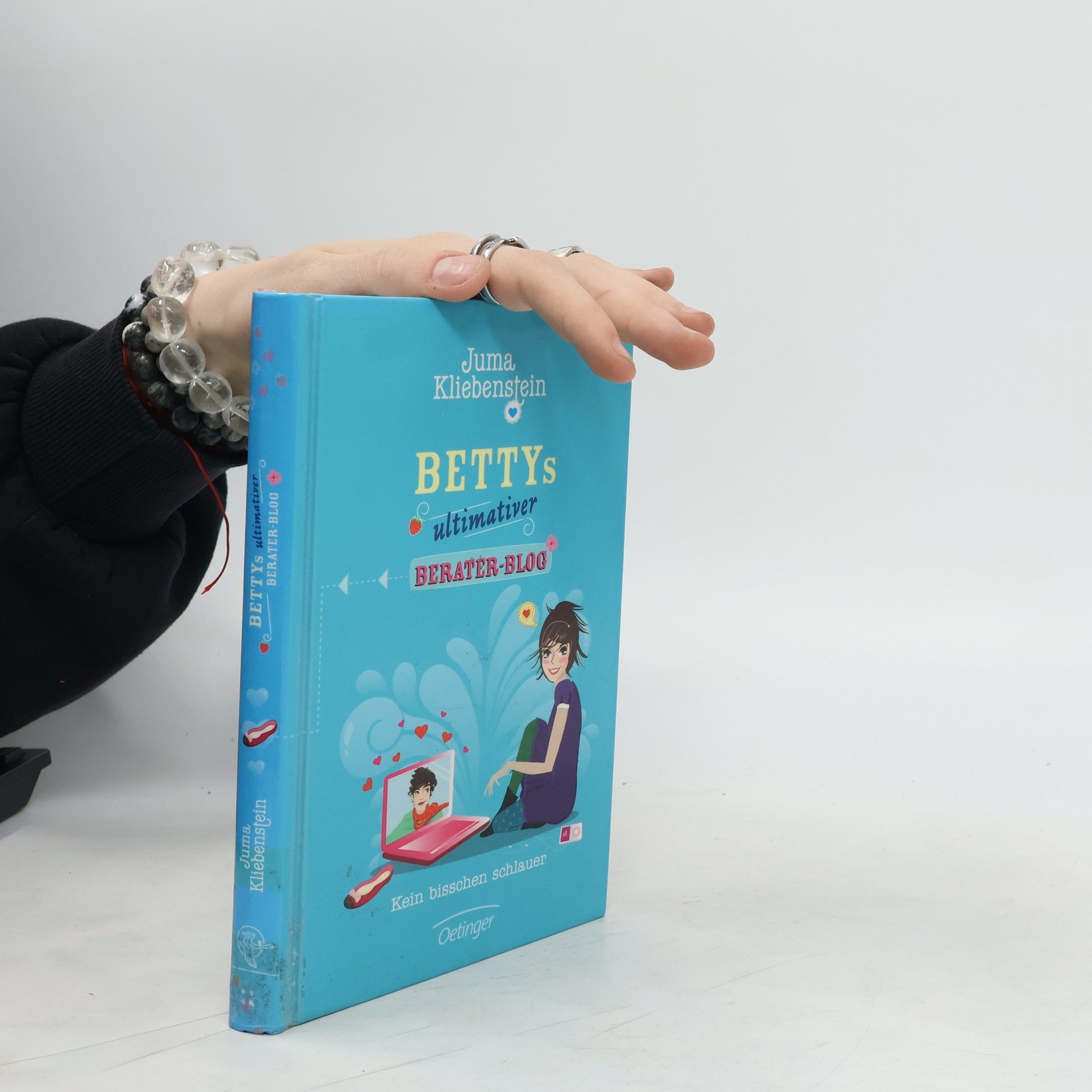 Juma Kliebenstein Bettys ultimativer Berater-Blog. Kein bisschen schlauer