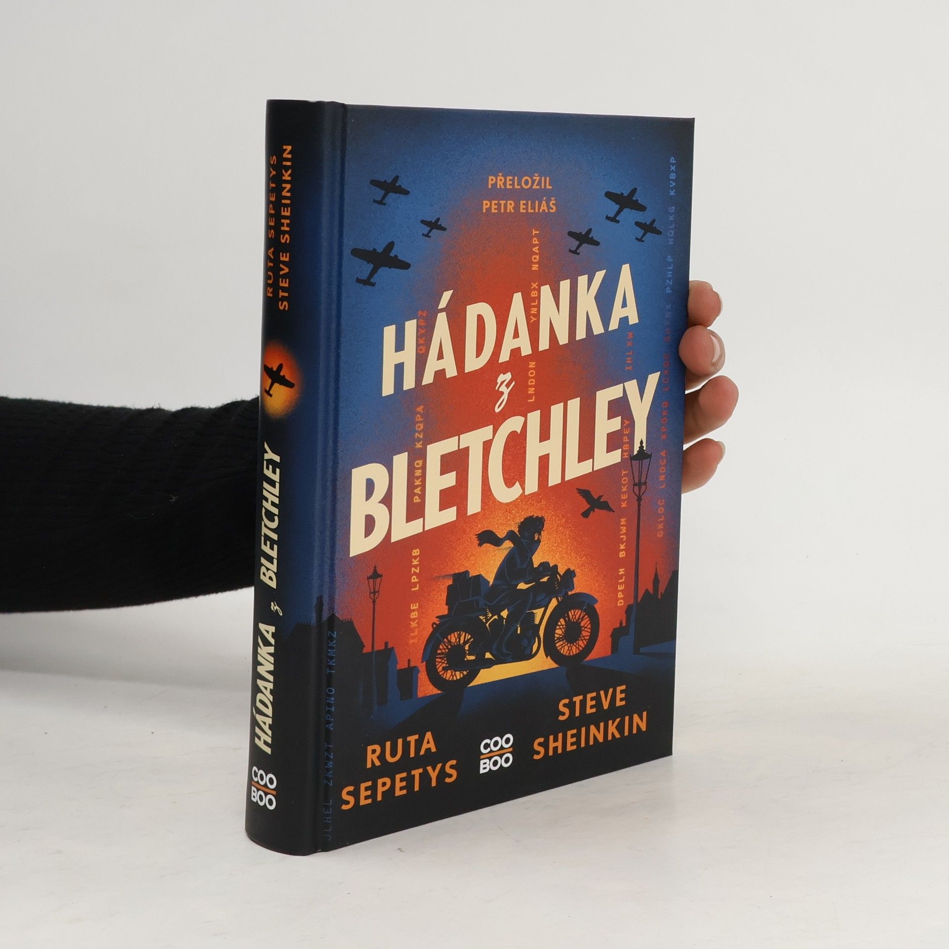 Ruta Sepetysová Hádanka z Bletchley