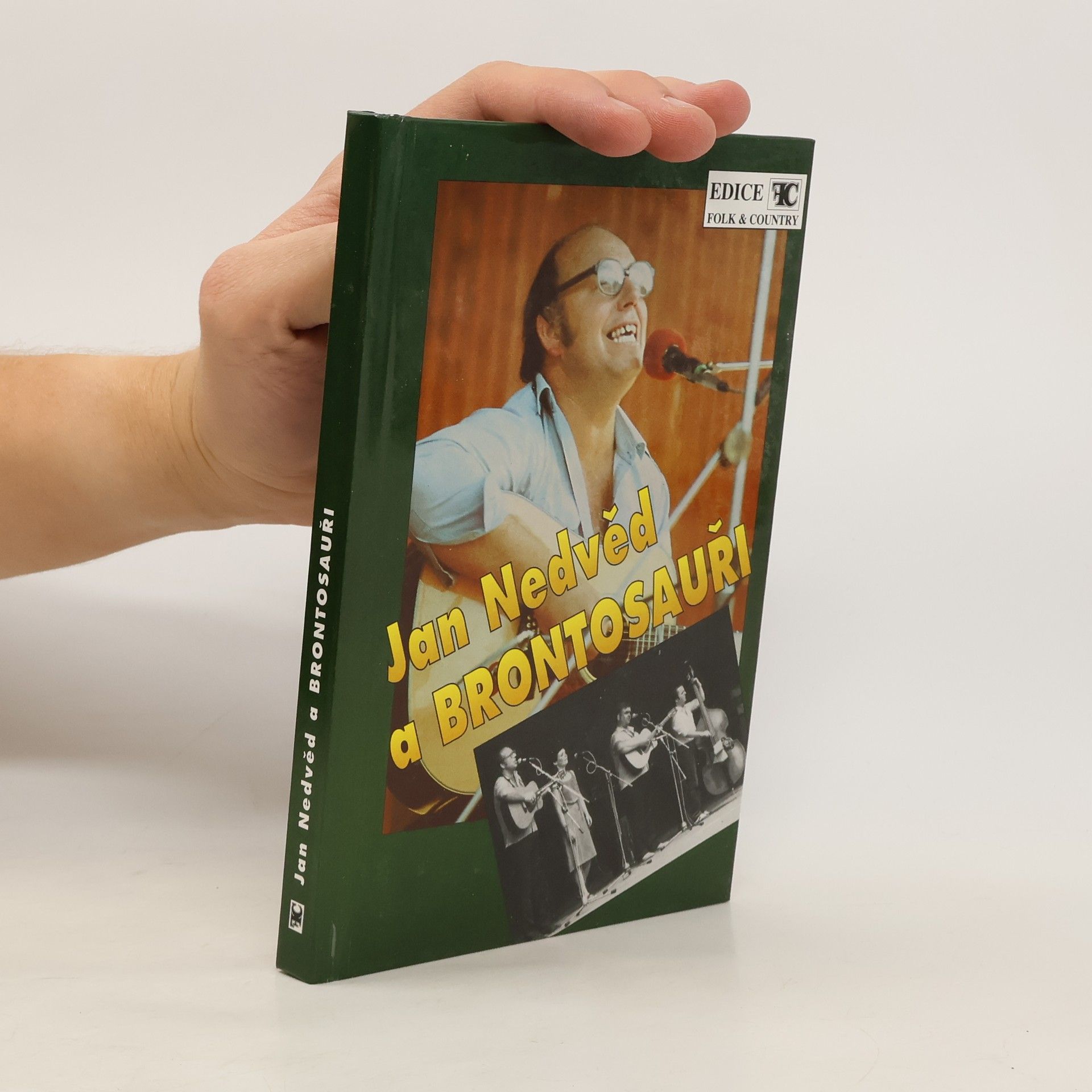 kolektiv Jan Nedvěd a Brontosauři