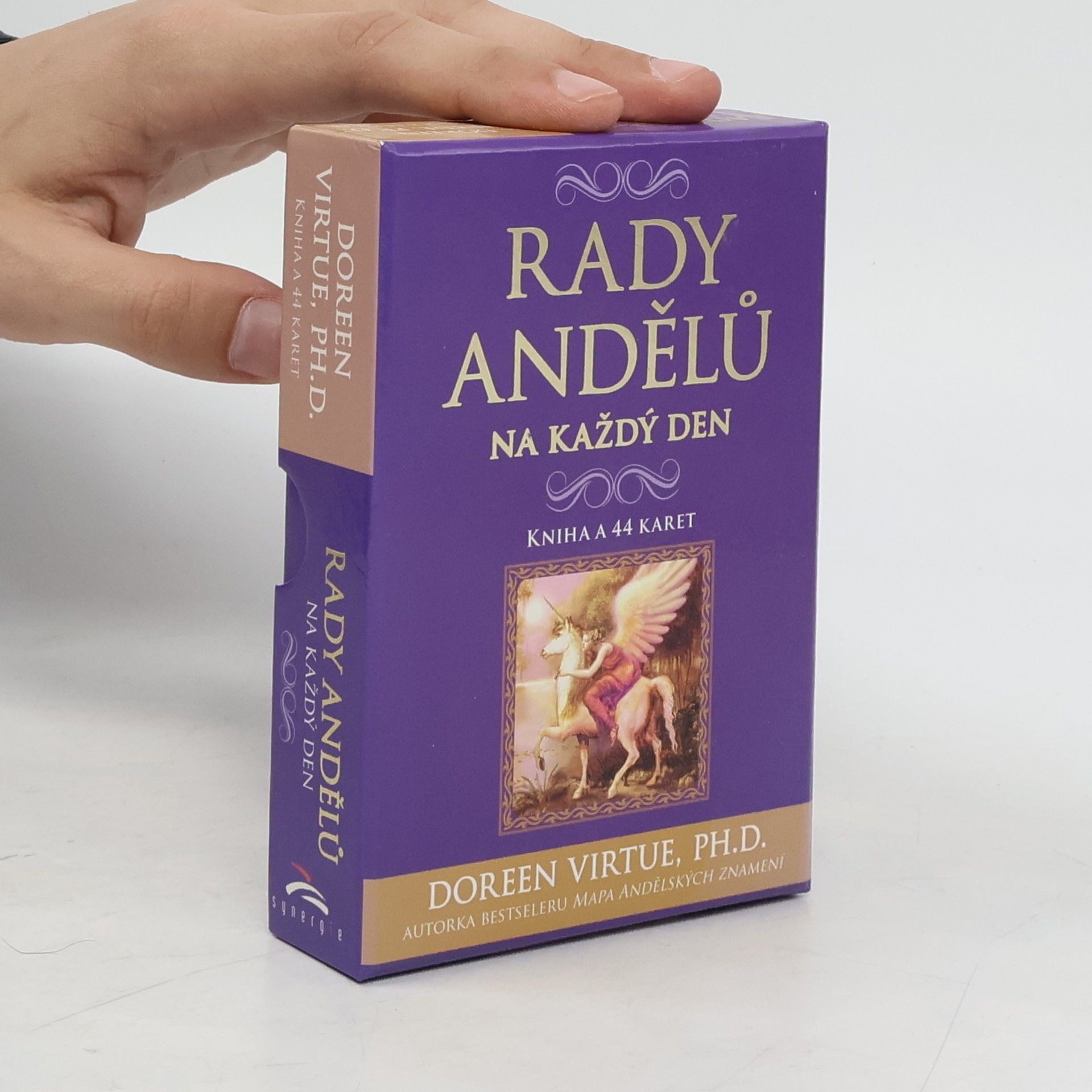 Doreen Virtue Rady andělů na každý den (kniha a 44 karet)