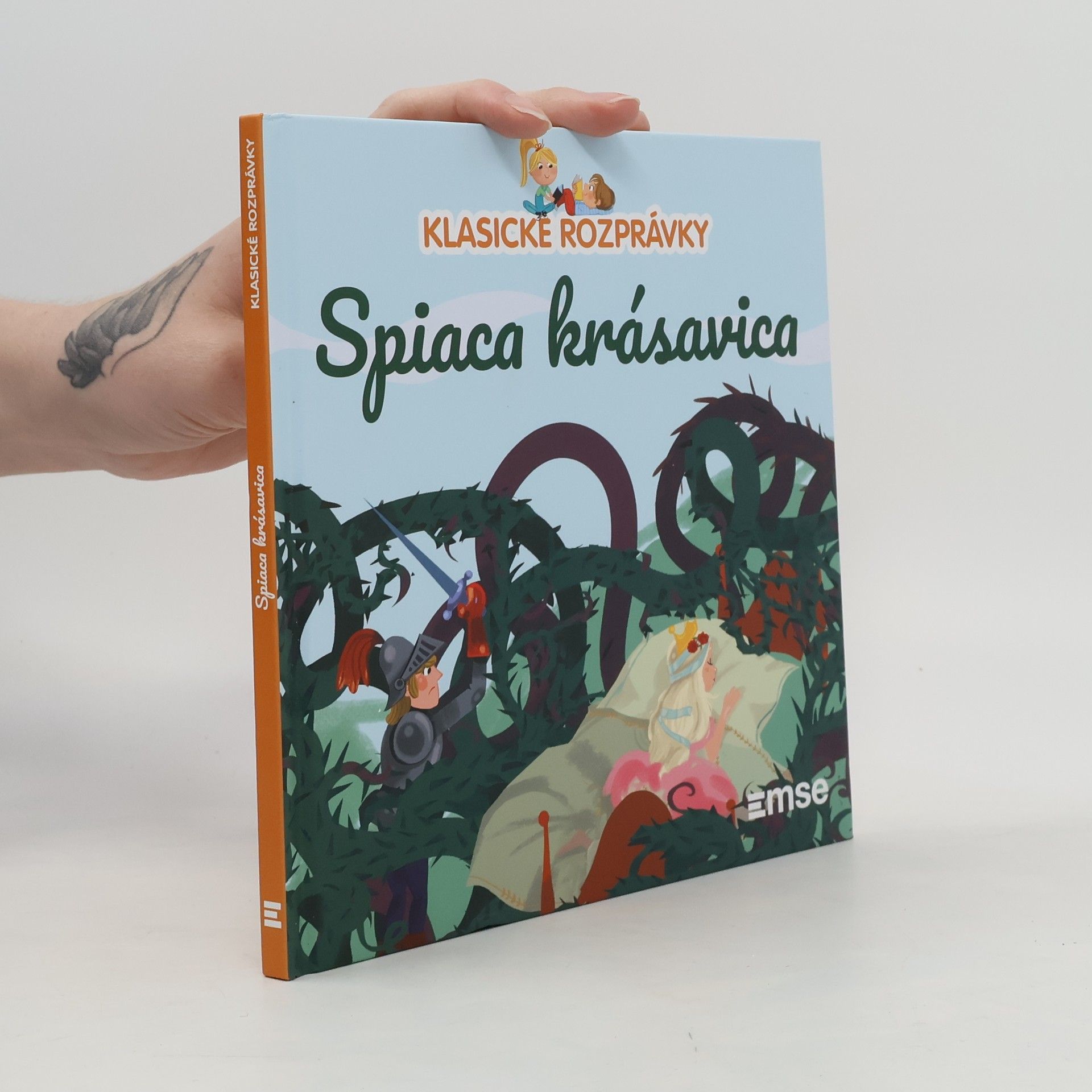 Collectif d'auteurs Spiaca krásavica