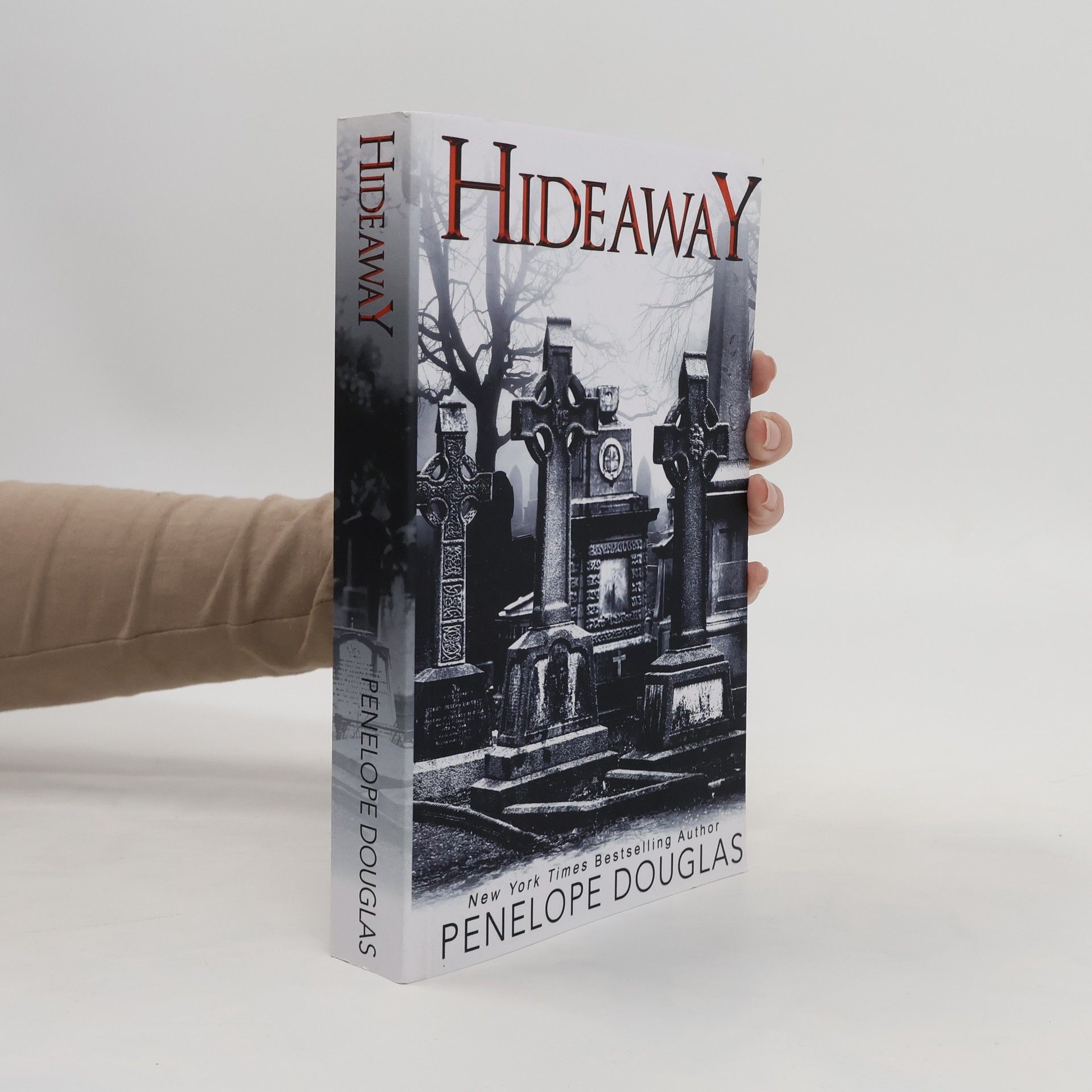 Penelope Douglas Hideaway