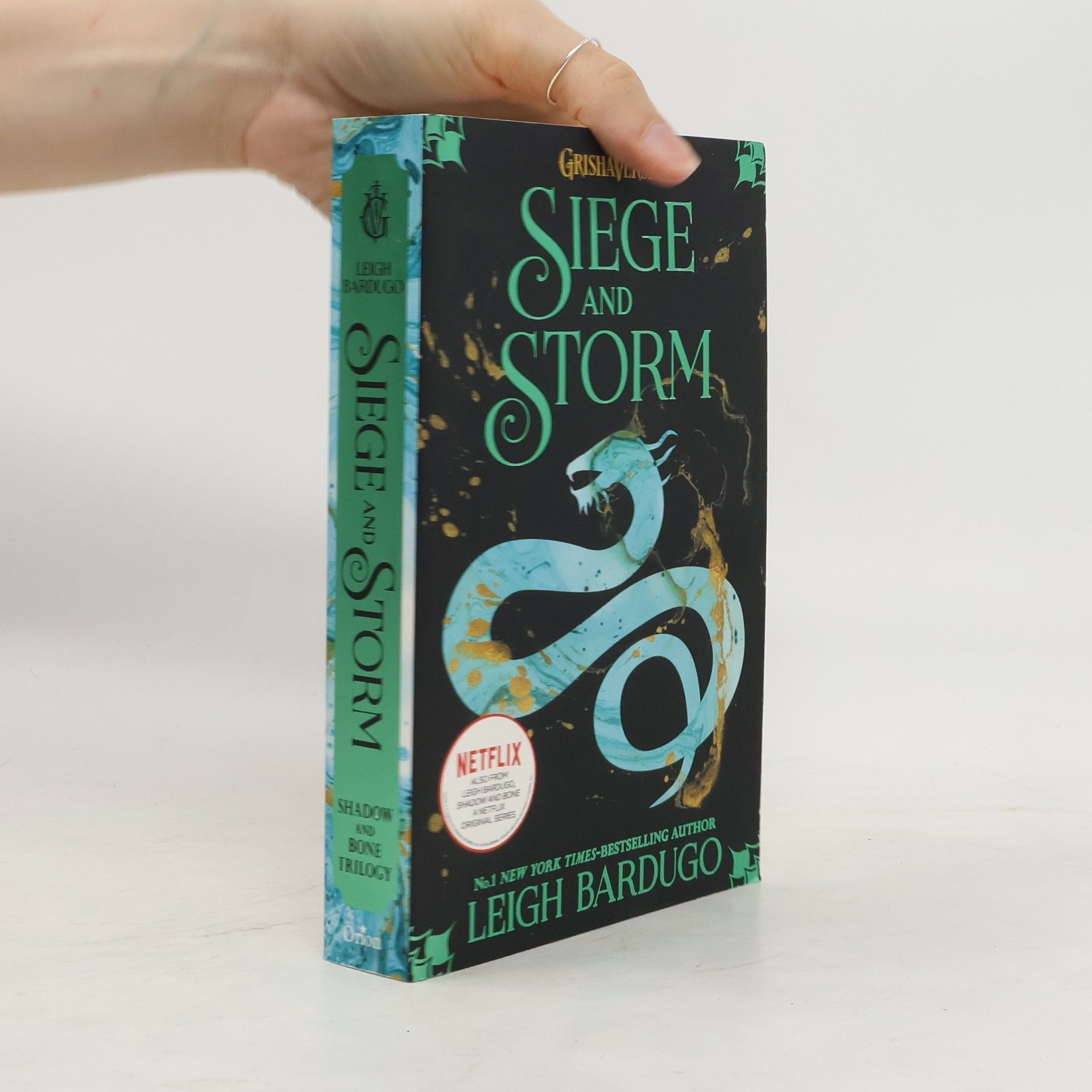 Leigh Bardugo Siege and storm