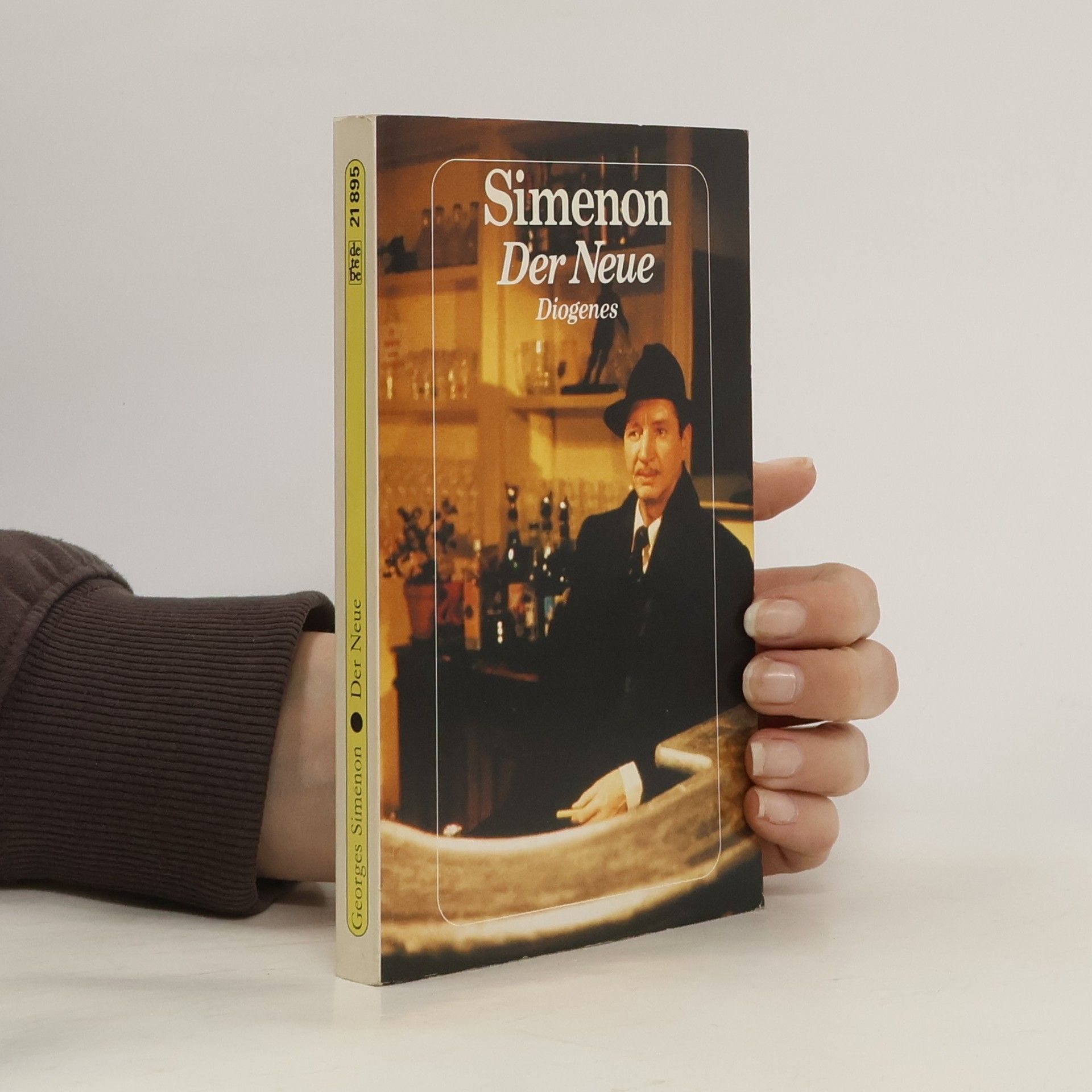 Georges Simenon Der Neue. Roman
