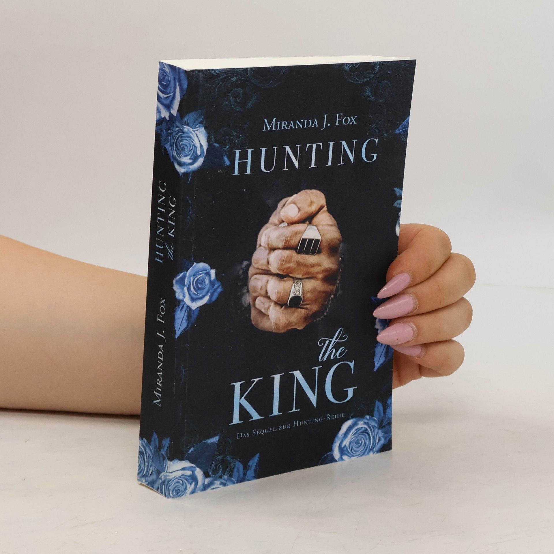 Miranda J. Fox Hunting The King