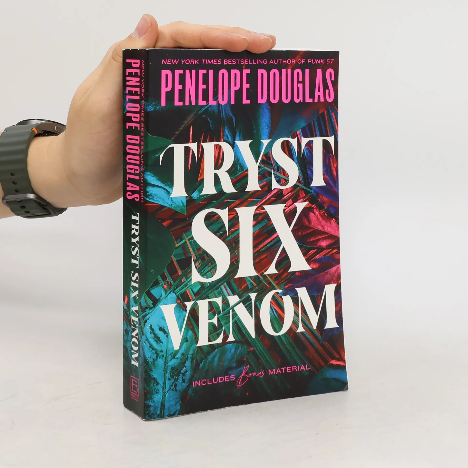 Tryst Six Venom | Book | Paperback | Penelope Douglas | EN