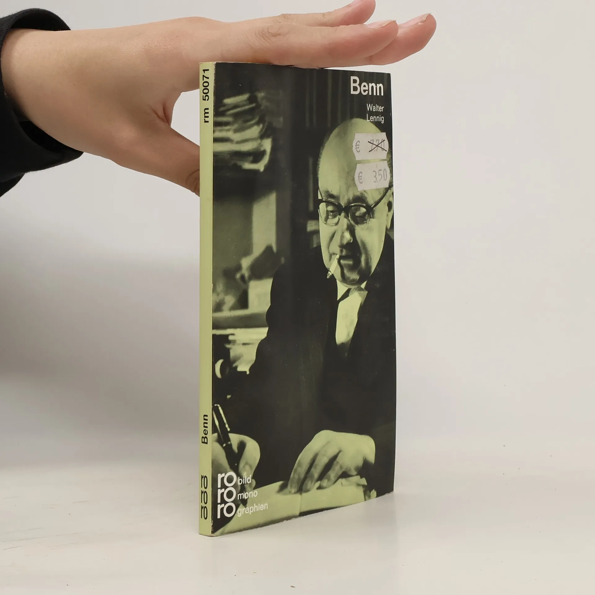 Gottfried Benn in Selbstzeugnissen und Bilddokumenten | Libro | Walter Lennig | DE