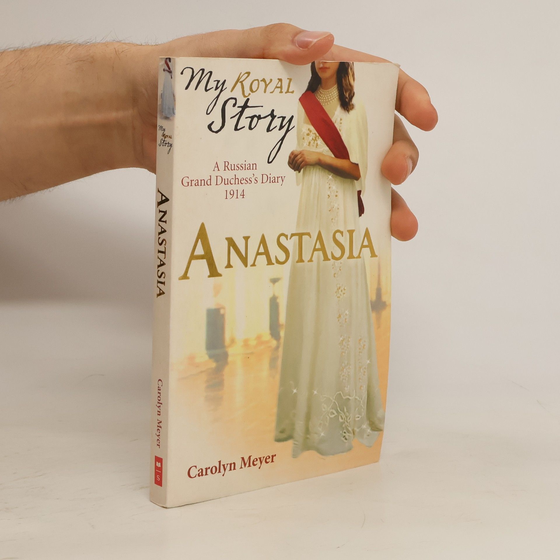 Carolyn Meyer Anastasia