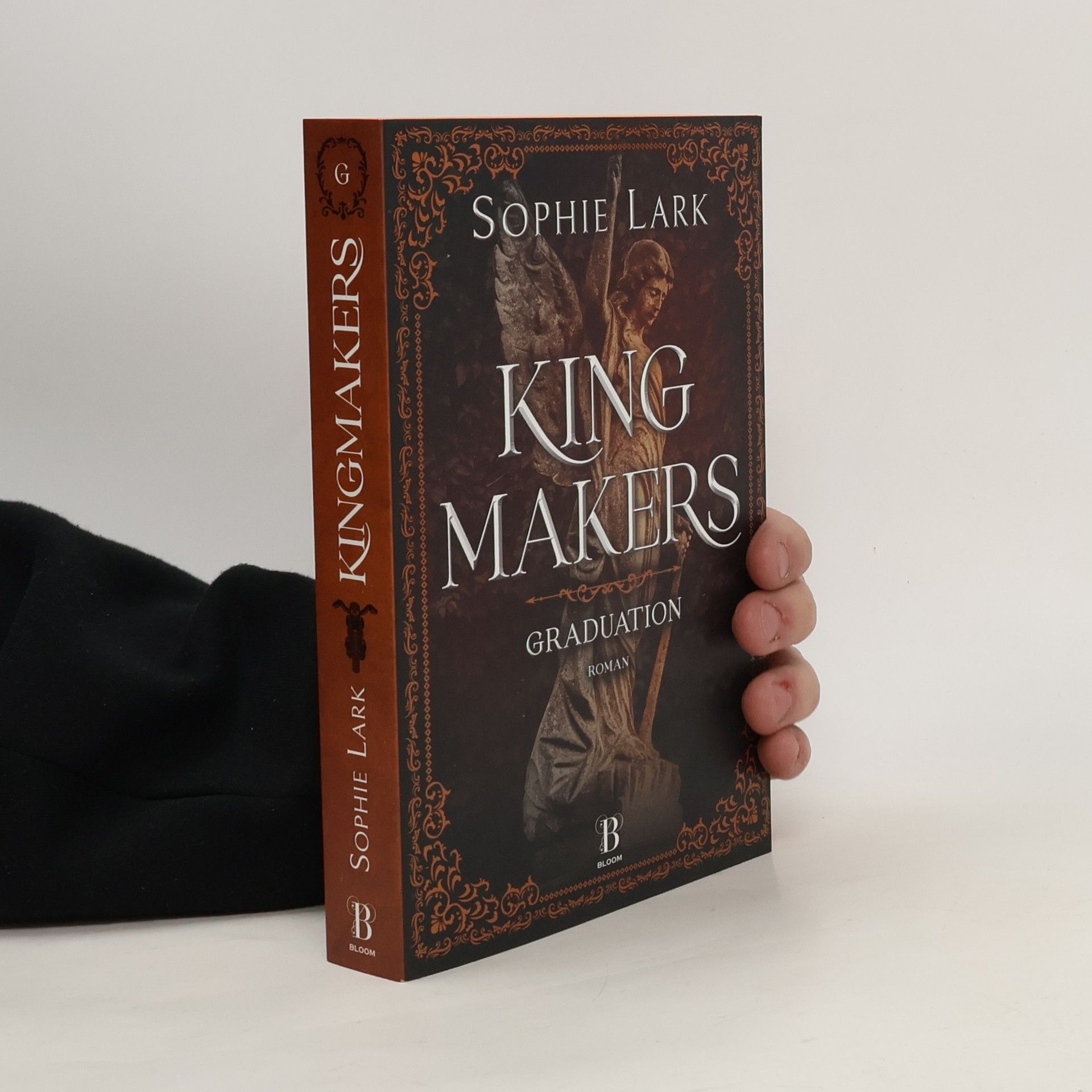 Sophie Lark Kingmakers. Graduation