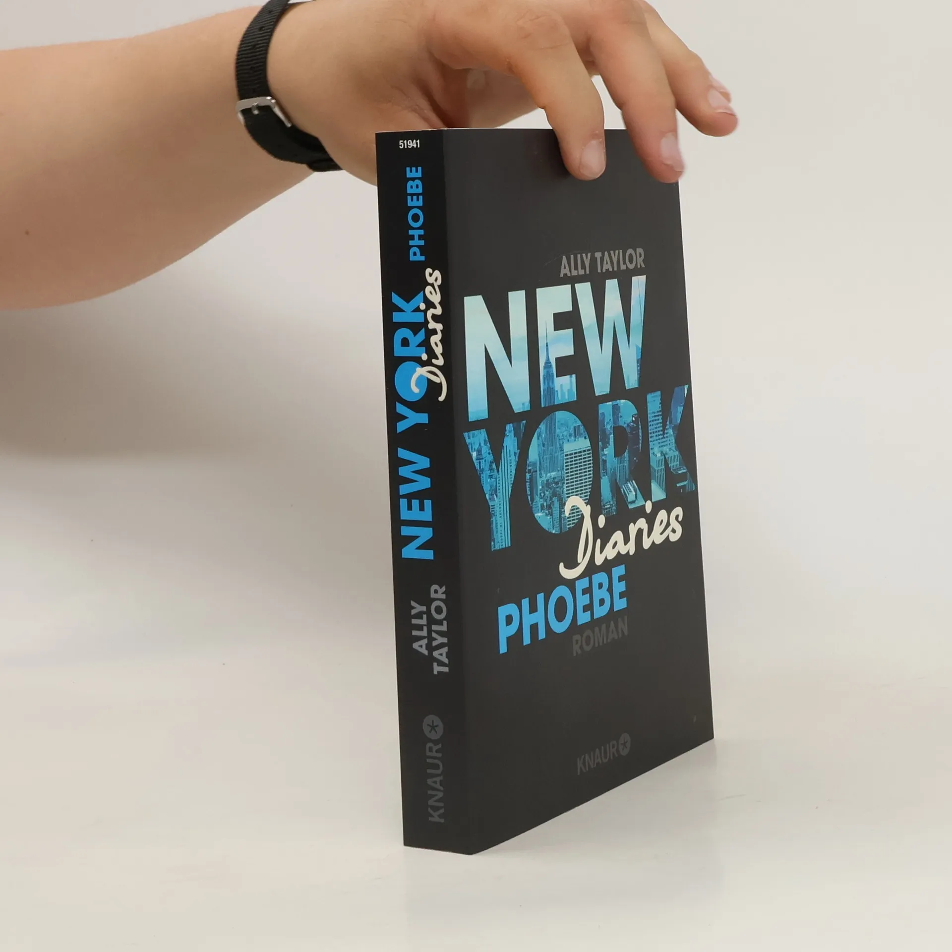 New York diaries - Phoebe | Book | Ally Taylor | DE