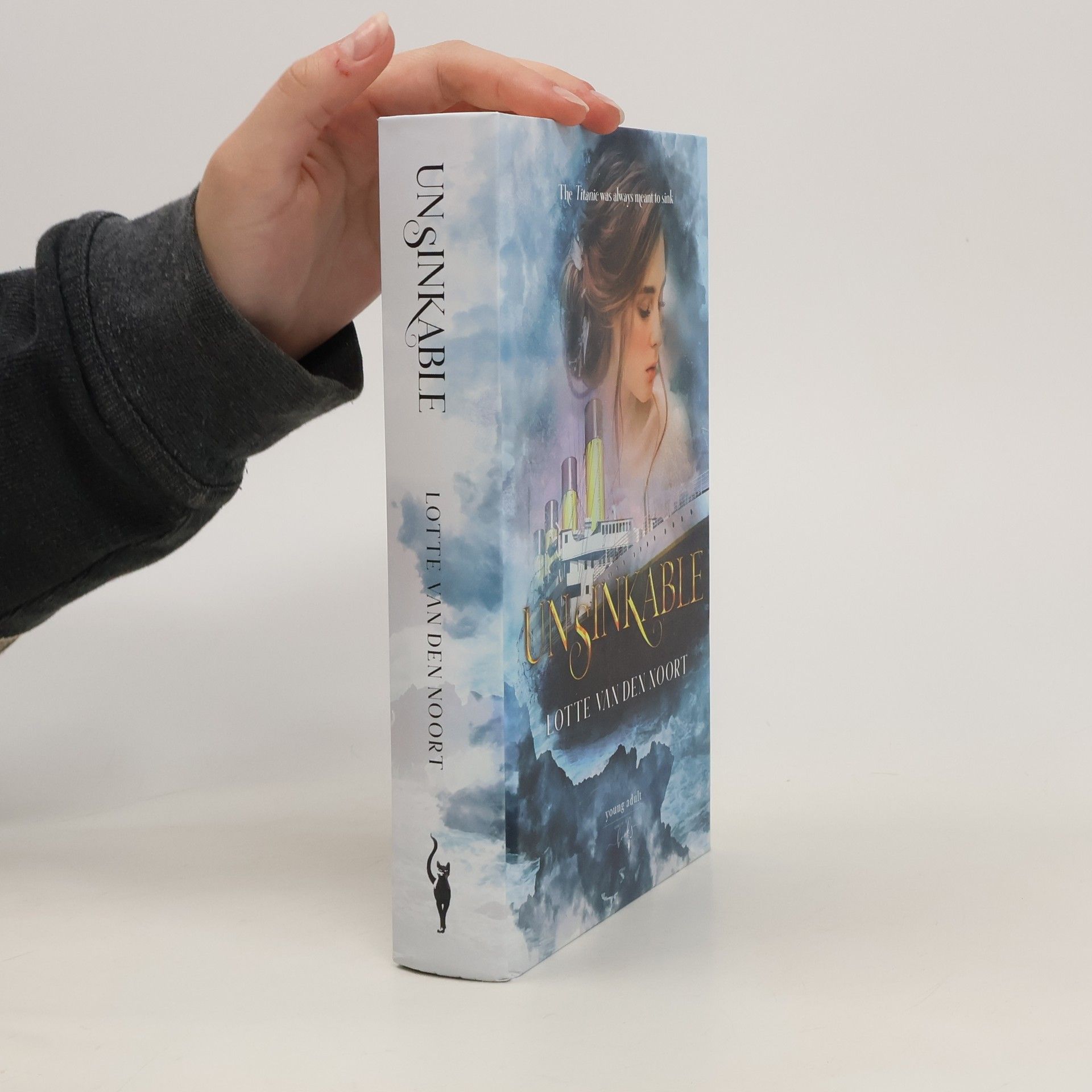 Lotte van den Noort Unsinkable