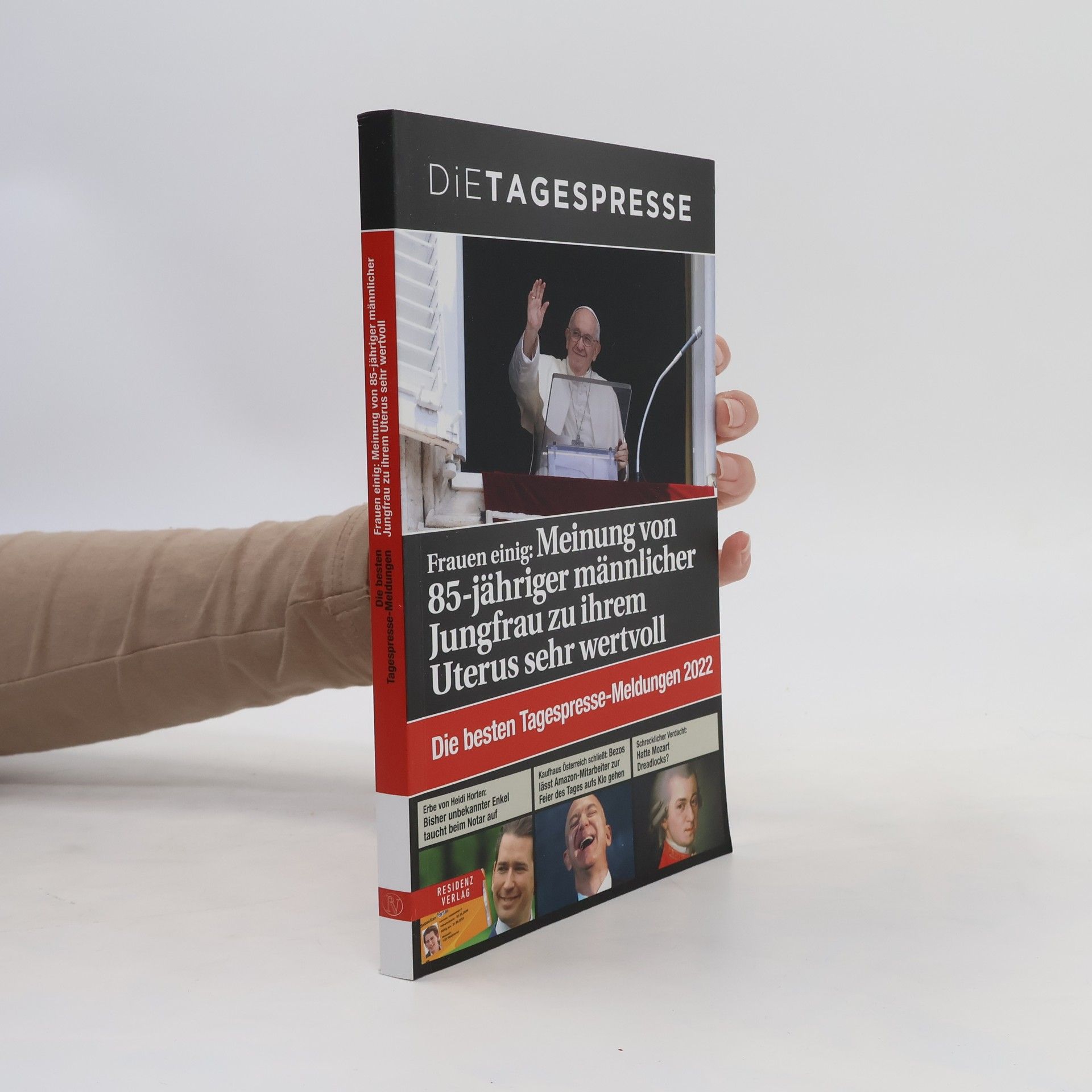 Various authors Frauen einig: Meinung von 85-jähriger männlicher Jungfrau zu ihrem Uterus sehr wertvoll