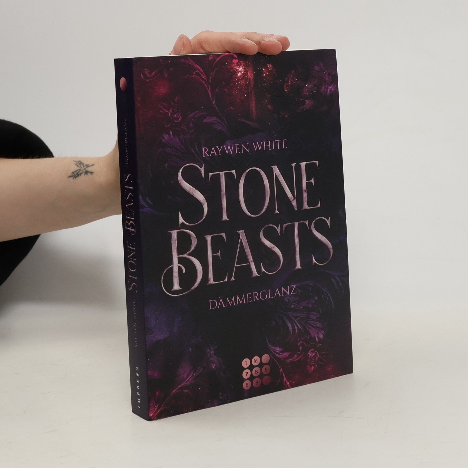 Raywen White Stone Beasts 1: Dämmerglanz