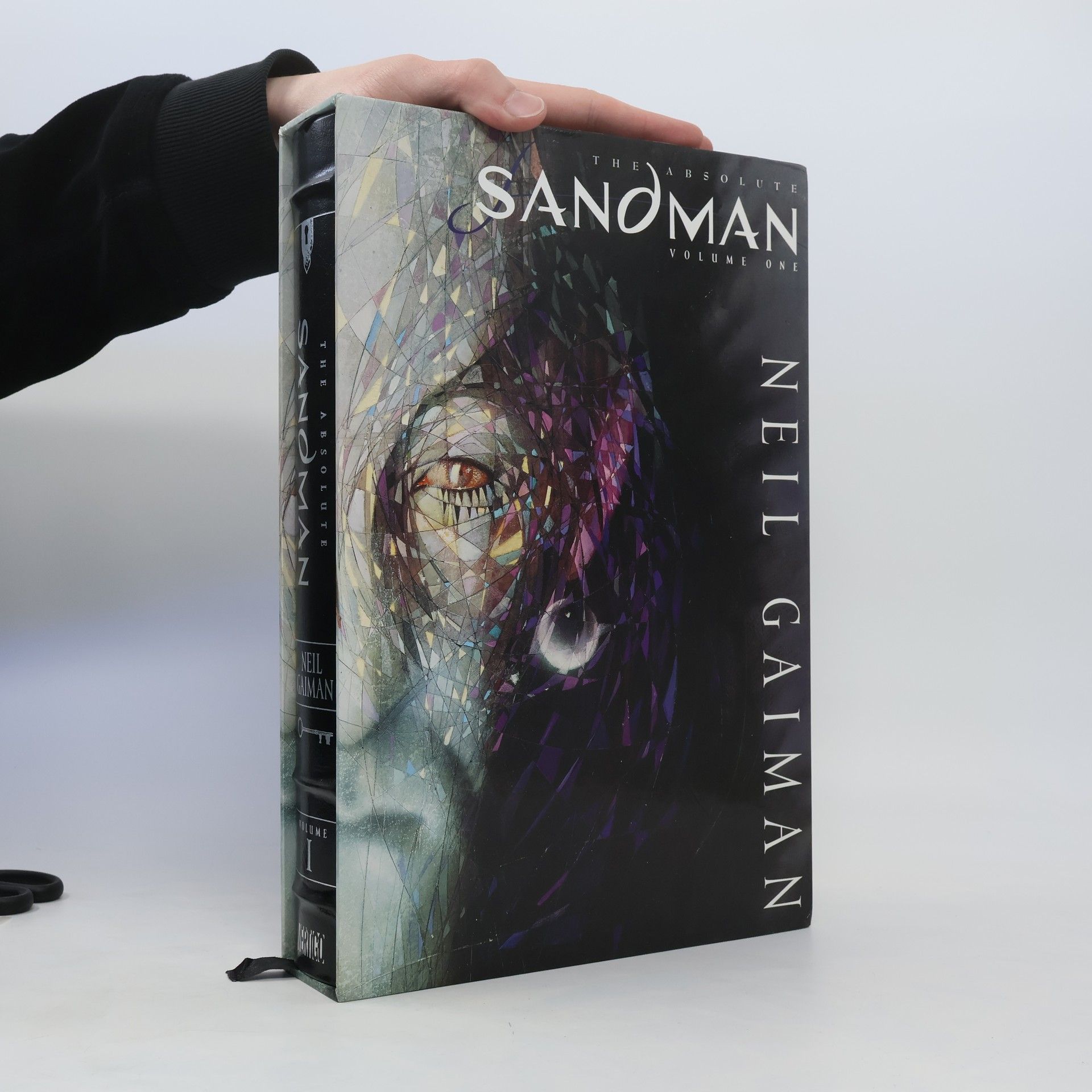 Neil Gaiman Absolute Sandman Volume One