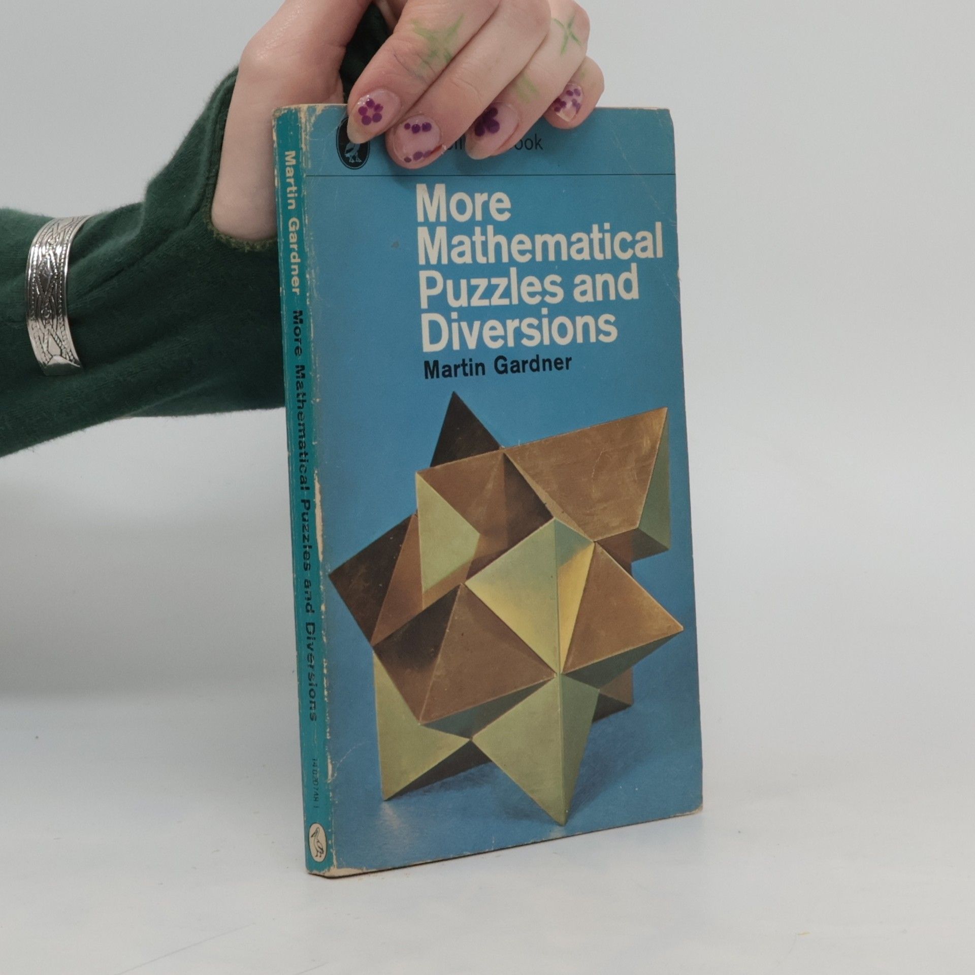 Martin Gardner More Mathematical Puzzles and Diversions