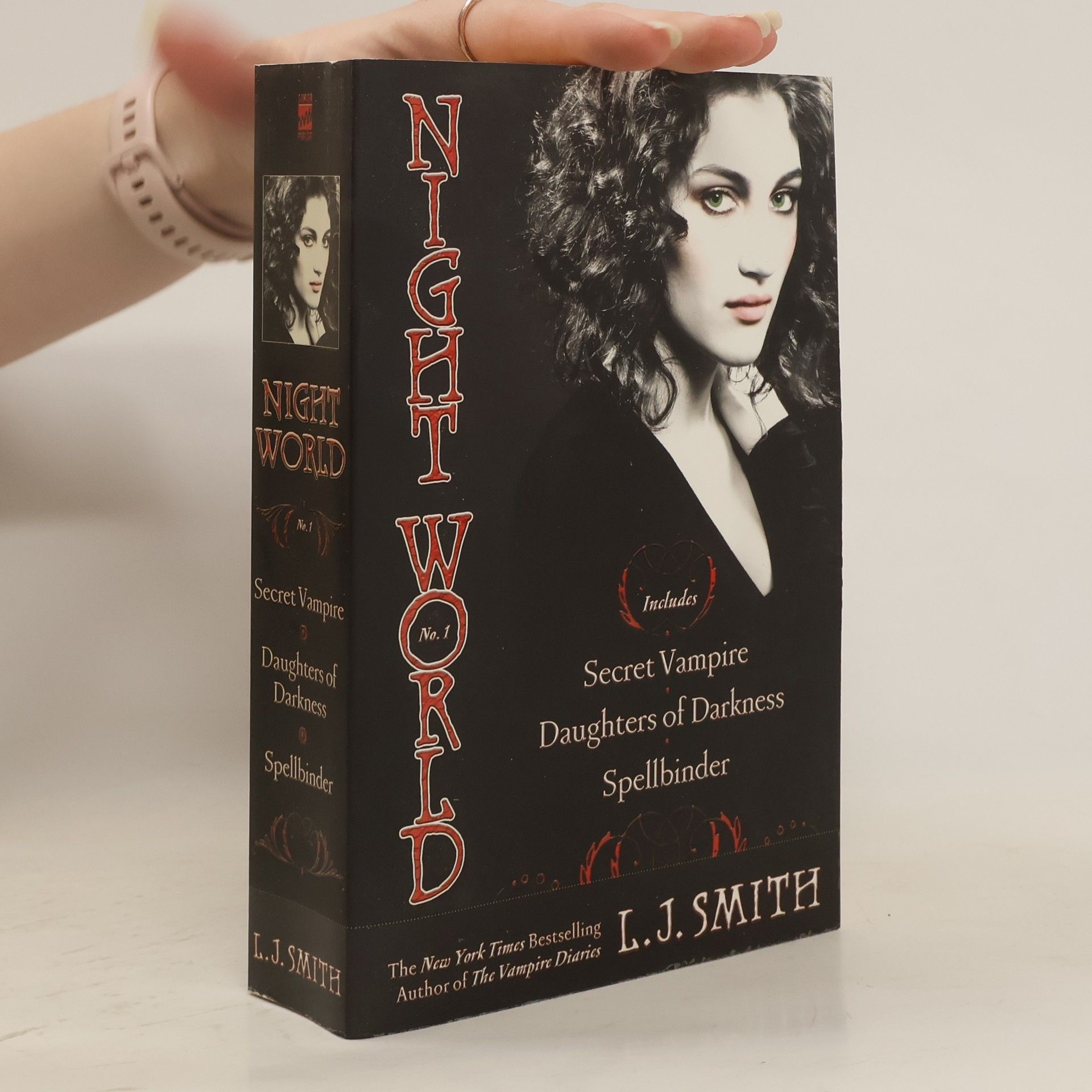 Lisa J. Smith Night World No. 1