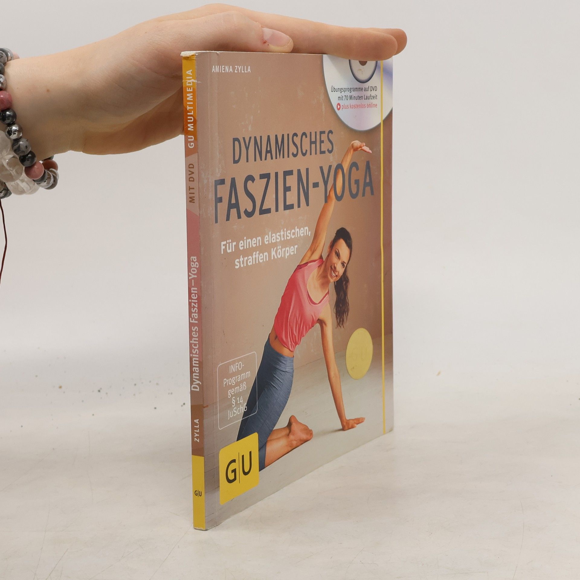 Amiena Zylla Dynamisches Faszien-Yoga