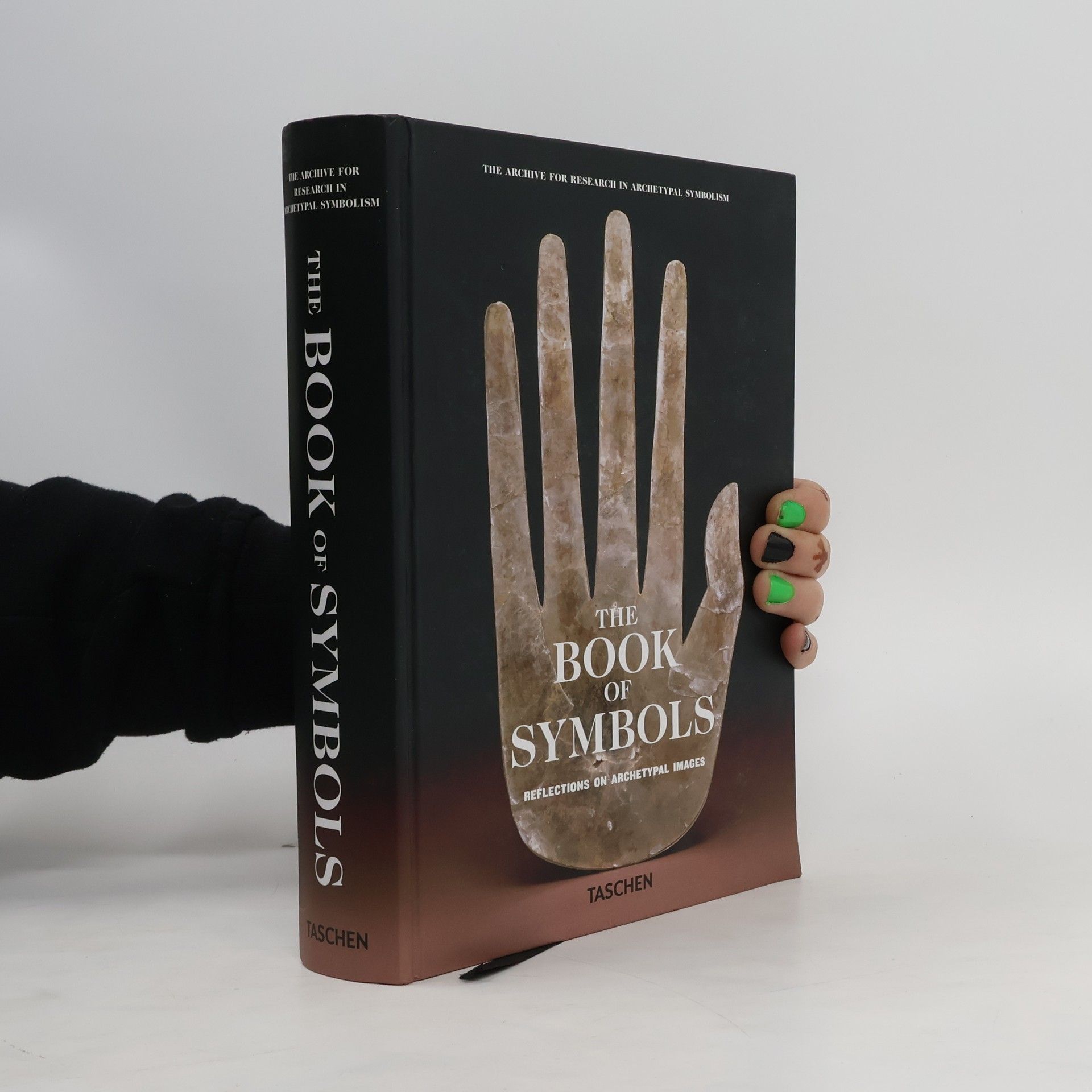 Collectif d'auteurs The book of symbols : Reflection of archetypal images