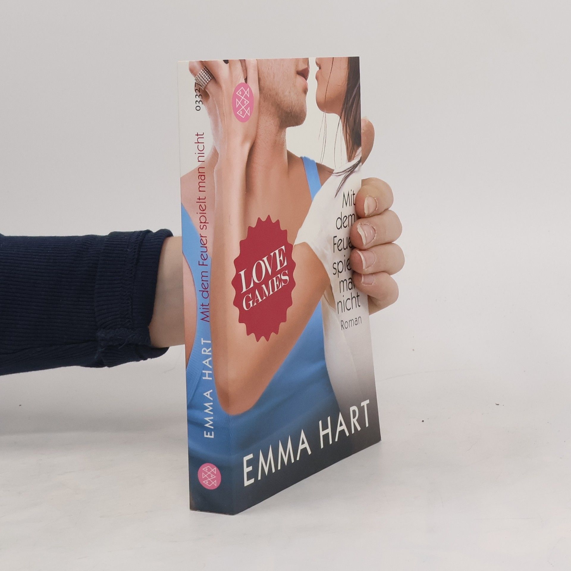 Emma Hart Love Games . Mit dem Feuer spielt man nicht