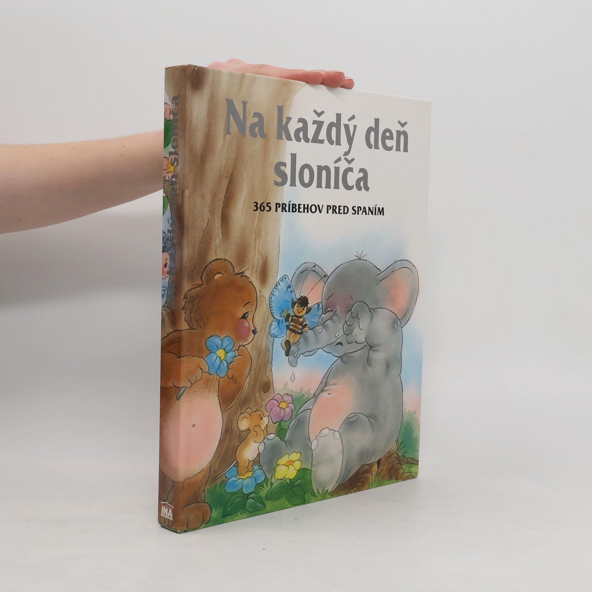 Francisca Fröhlich Na každý deň sloníča. 365 príbehov pred spaním
