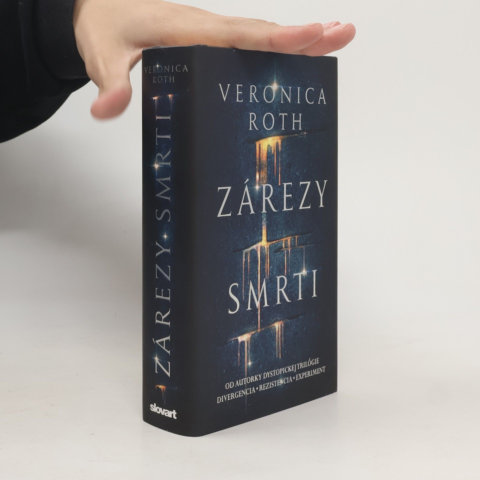 Veronica Roth Zárezy smrti