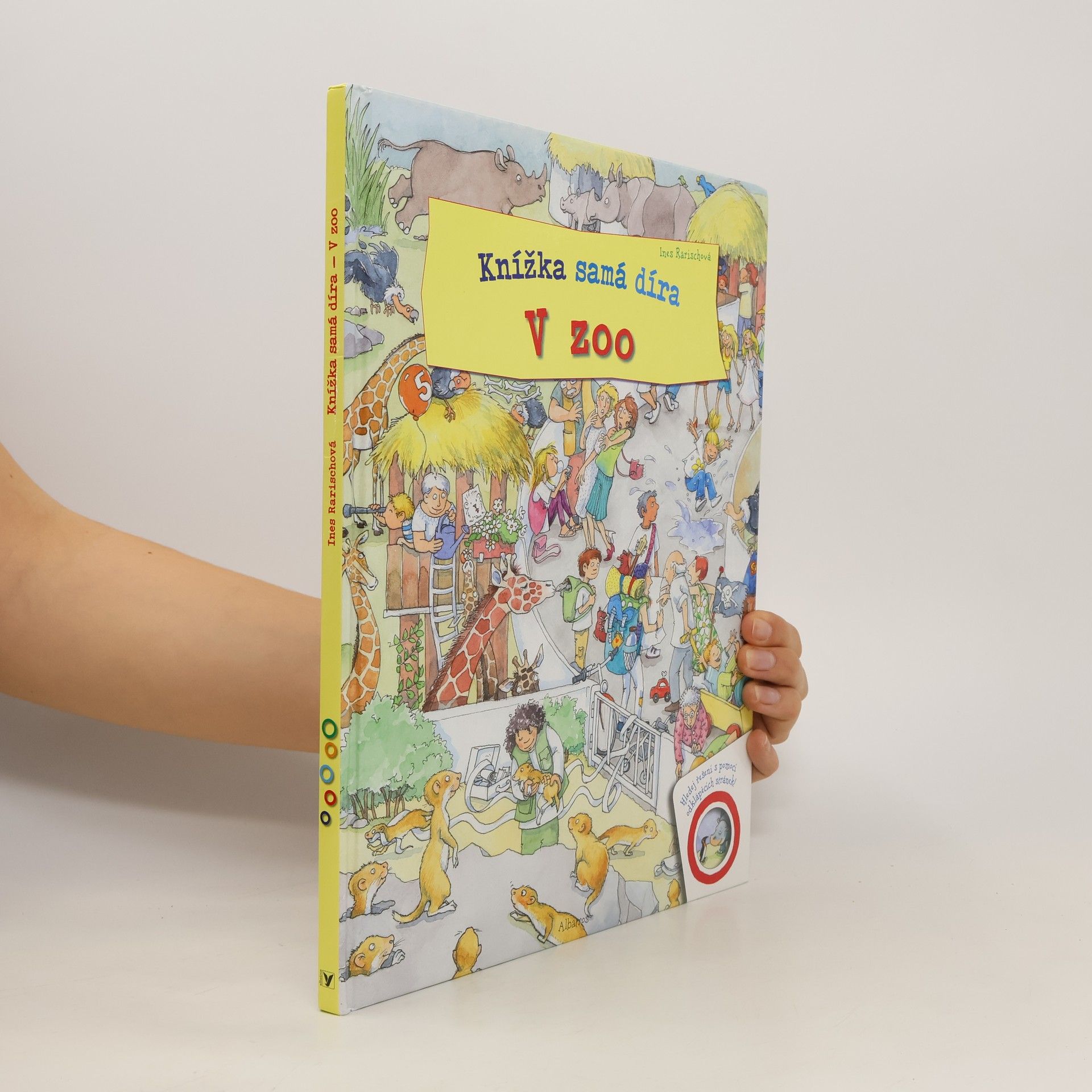 Ines Rarisch Knížka samá díra - V zoo