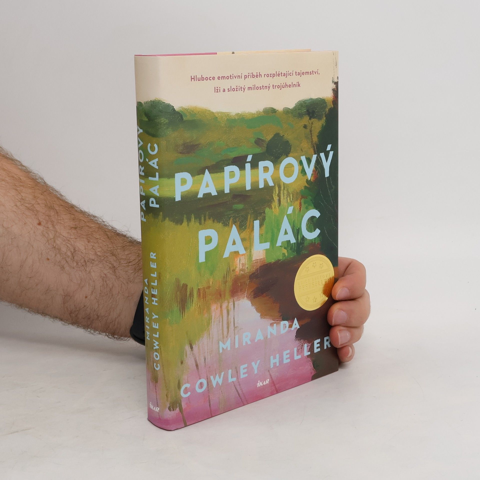 Miranda Cowley Heller Papírový palác