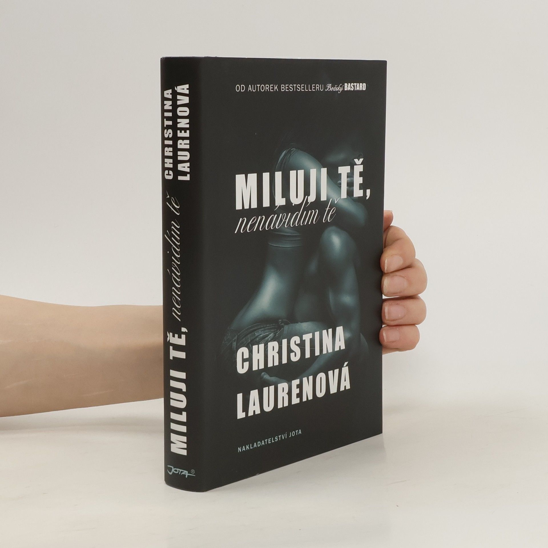 Christina Lauren Miluji tě, nenávidím tě