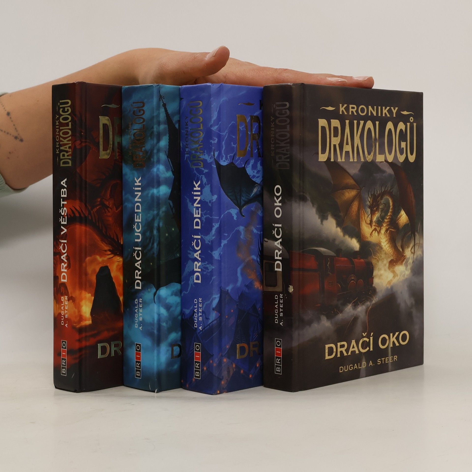 Dugald Steer Kroniky drakologů 1-4