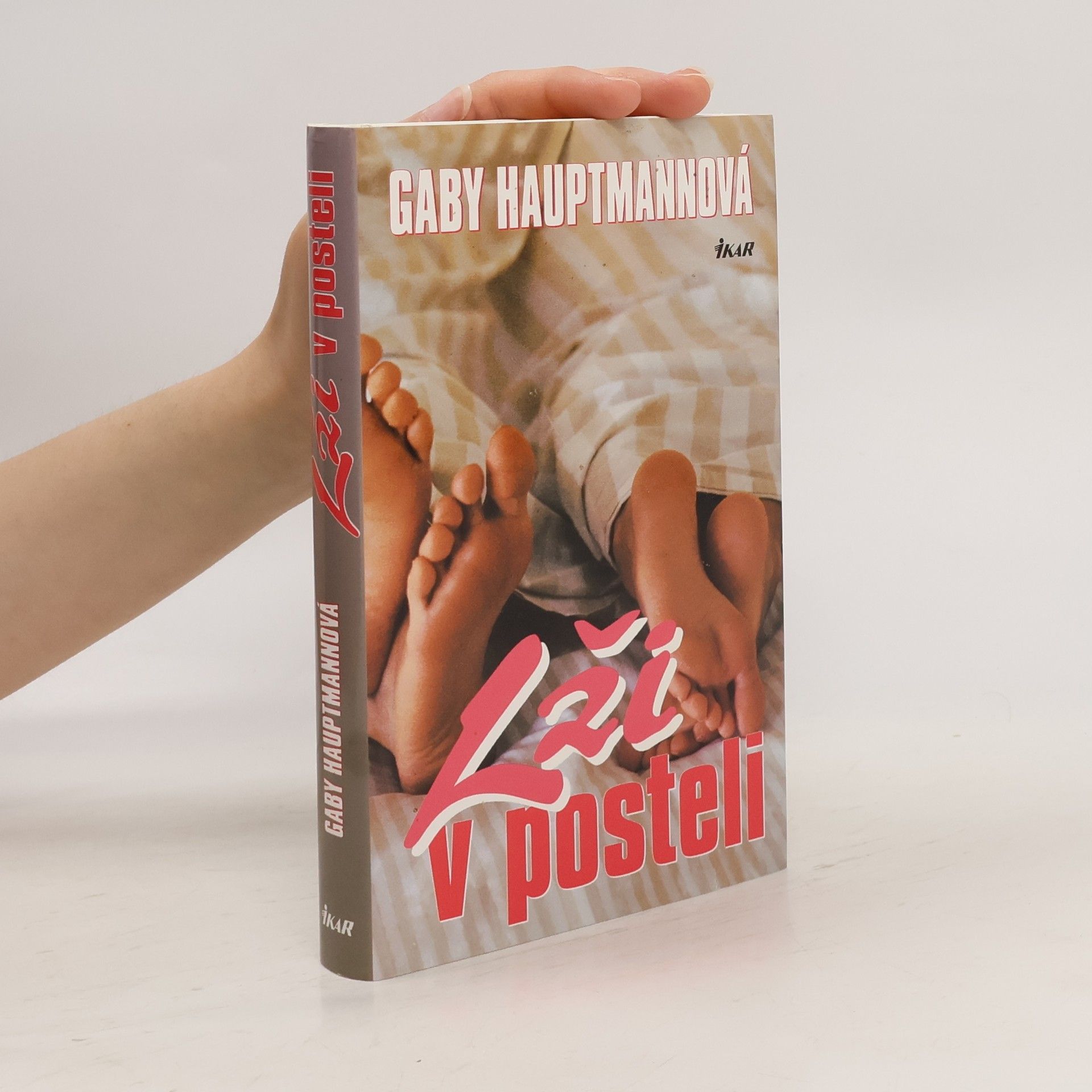 Gaby Hauptmann Lži v posteli