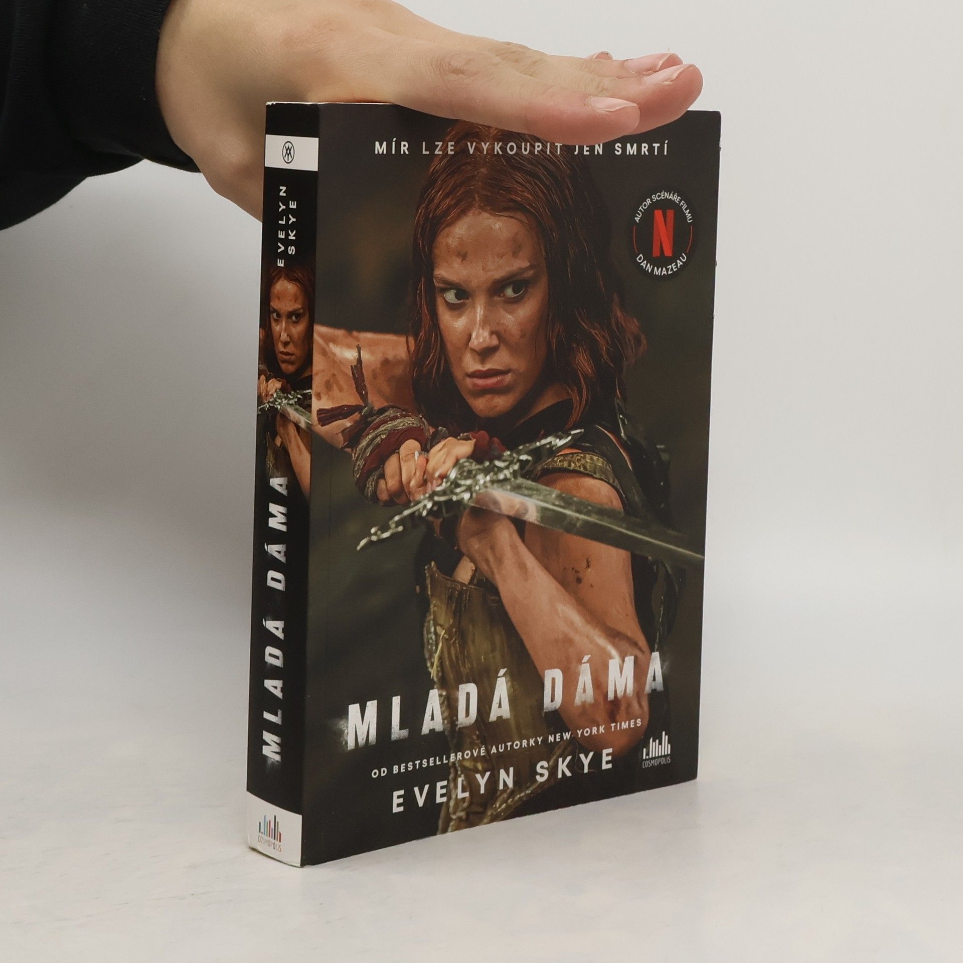 Skye Evelyn Mladá dáma