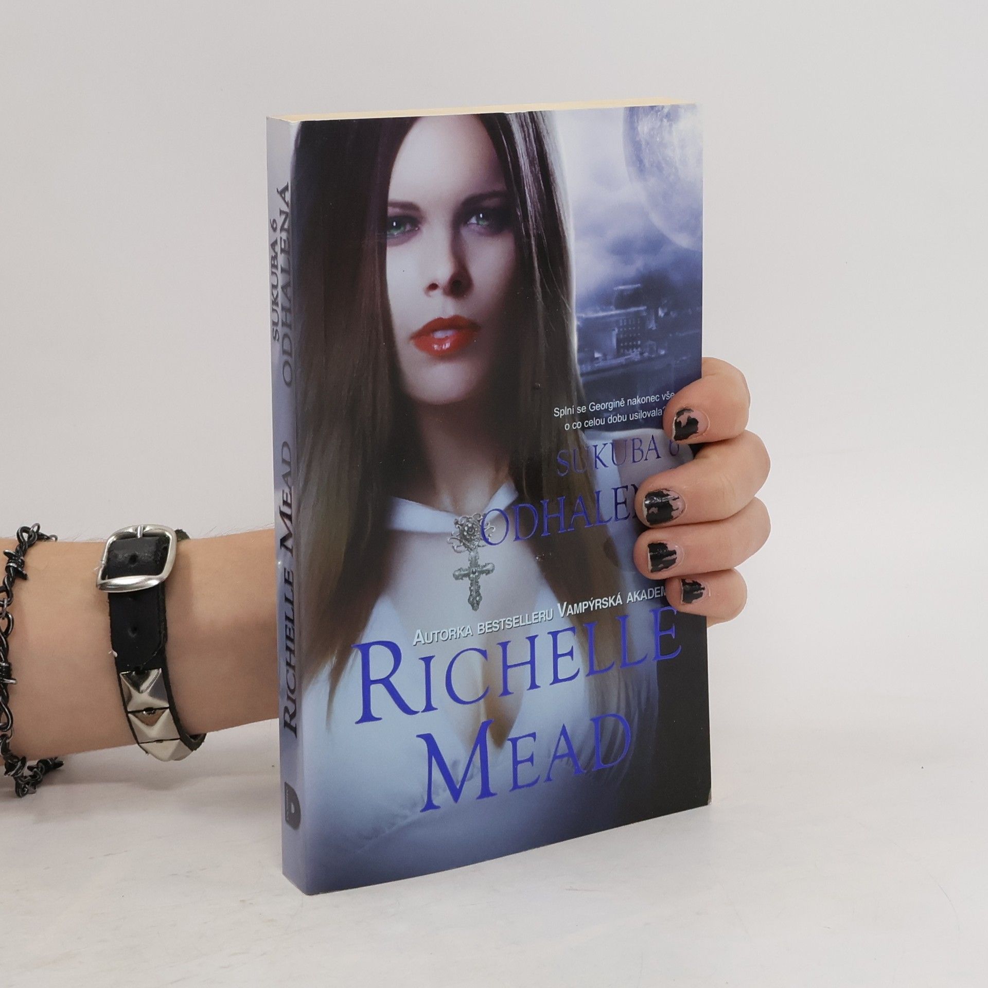 Richelle Mead Sukuba 6. Odhalená