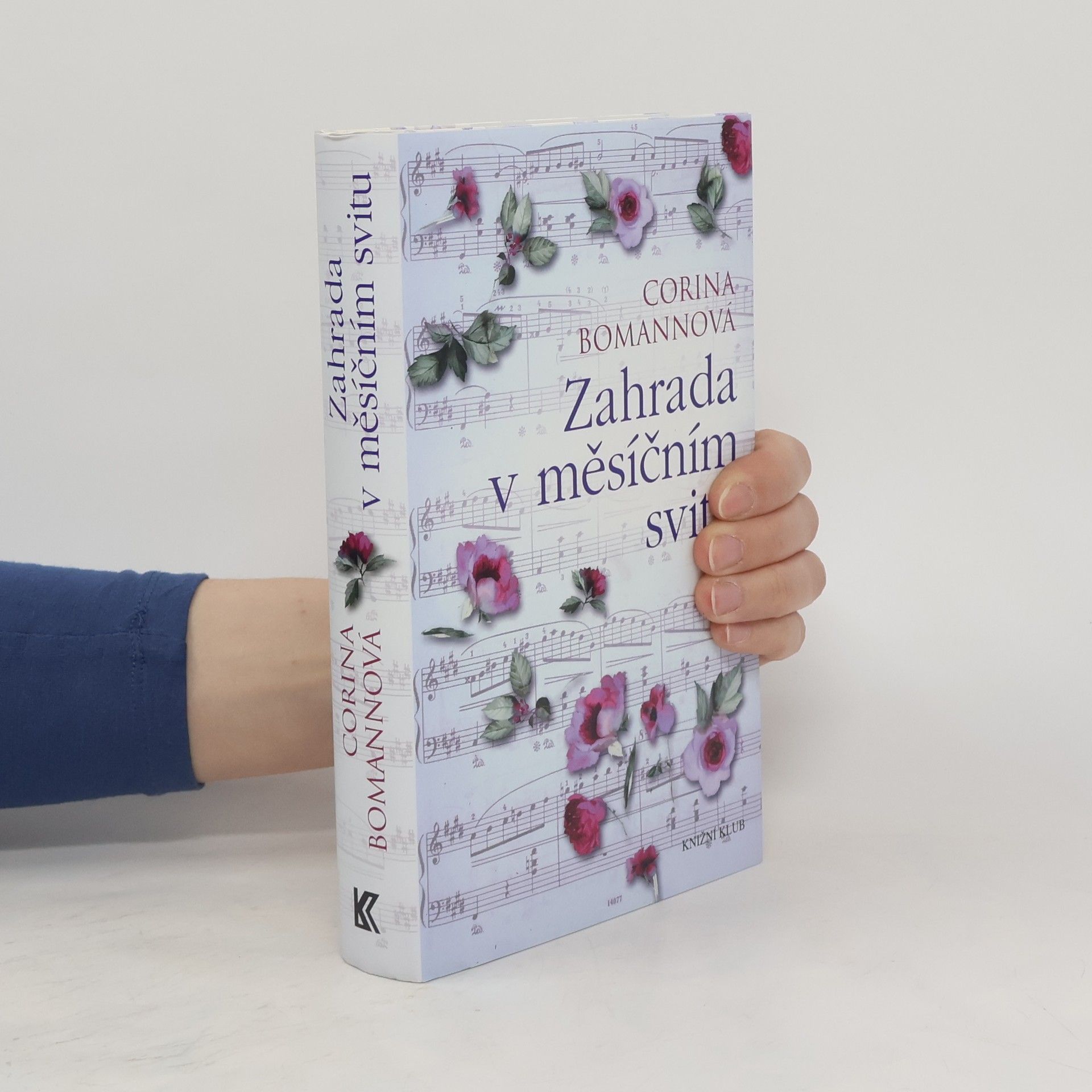 Corina Bomann Zahrada v měsíčním svitu