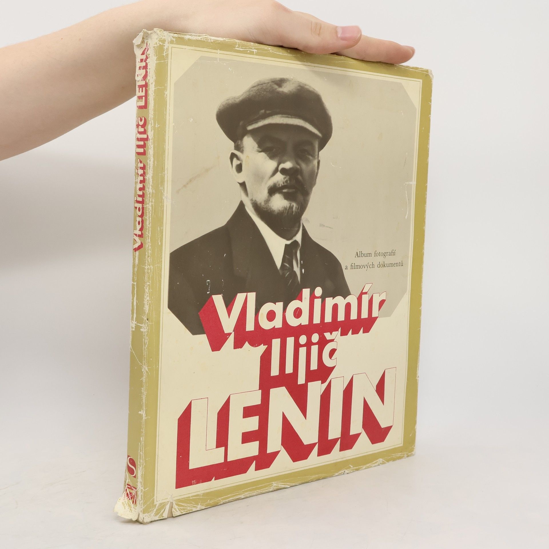 Autores varios Vladimír Iljič Lenin. Album fotografií a filmových dokumentů