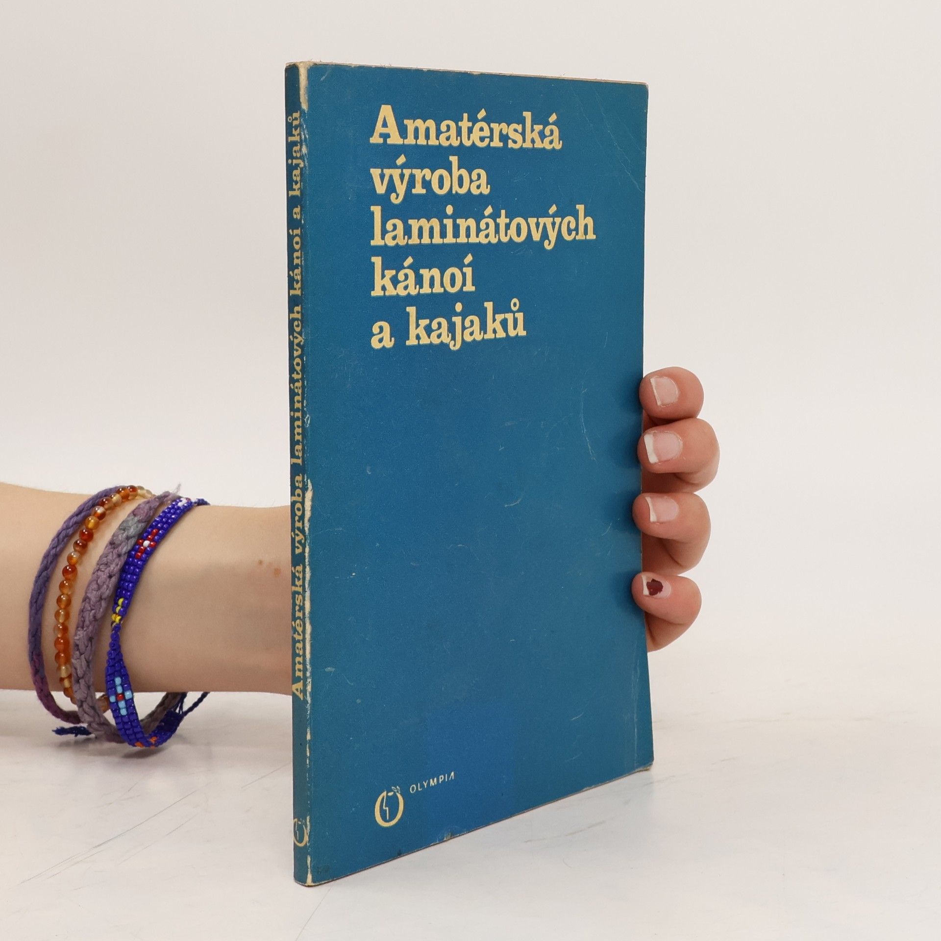 Pavel Mik Amatérská výroba laminátových kánoí a kajaků