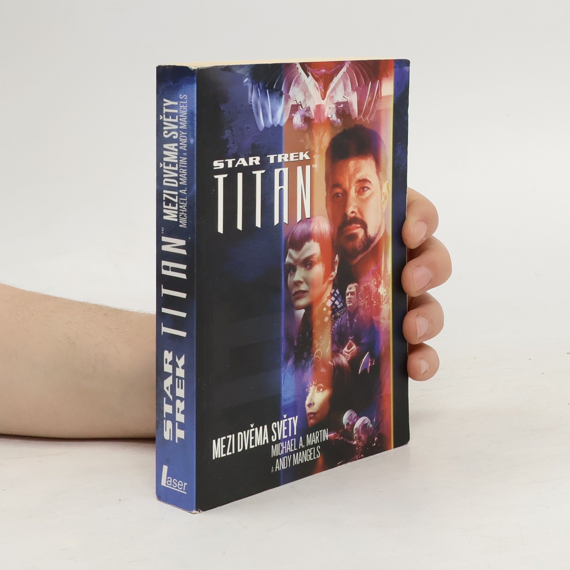 Michael A. Martin Star trek: Mezi dvěma světy
