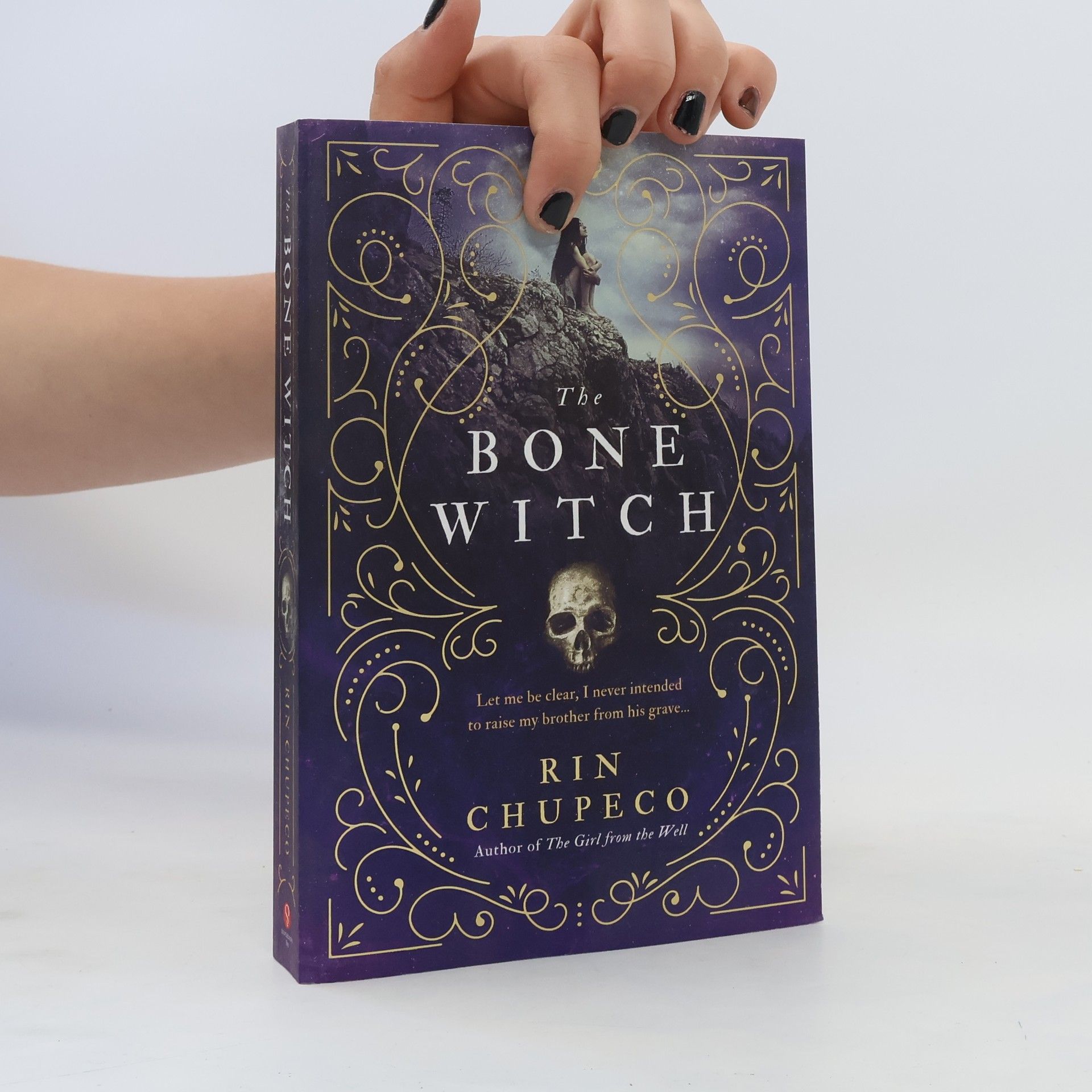 Rin Chupeco The Bone Witch